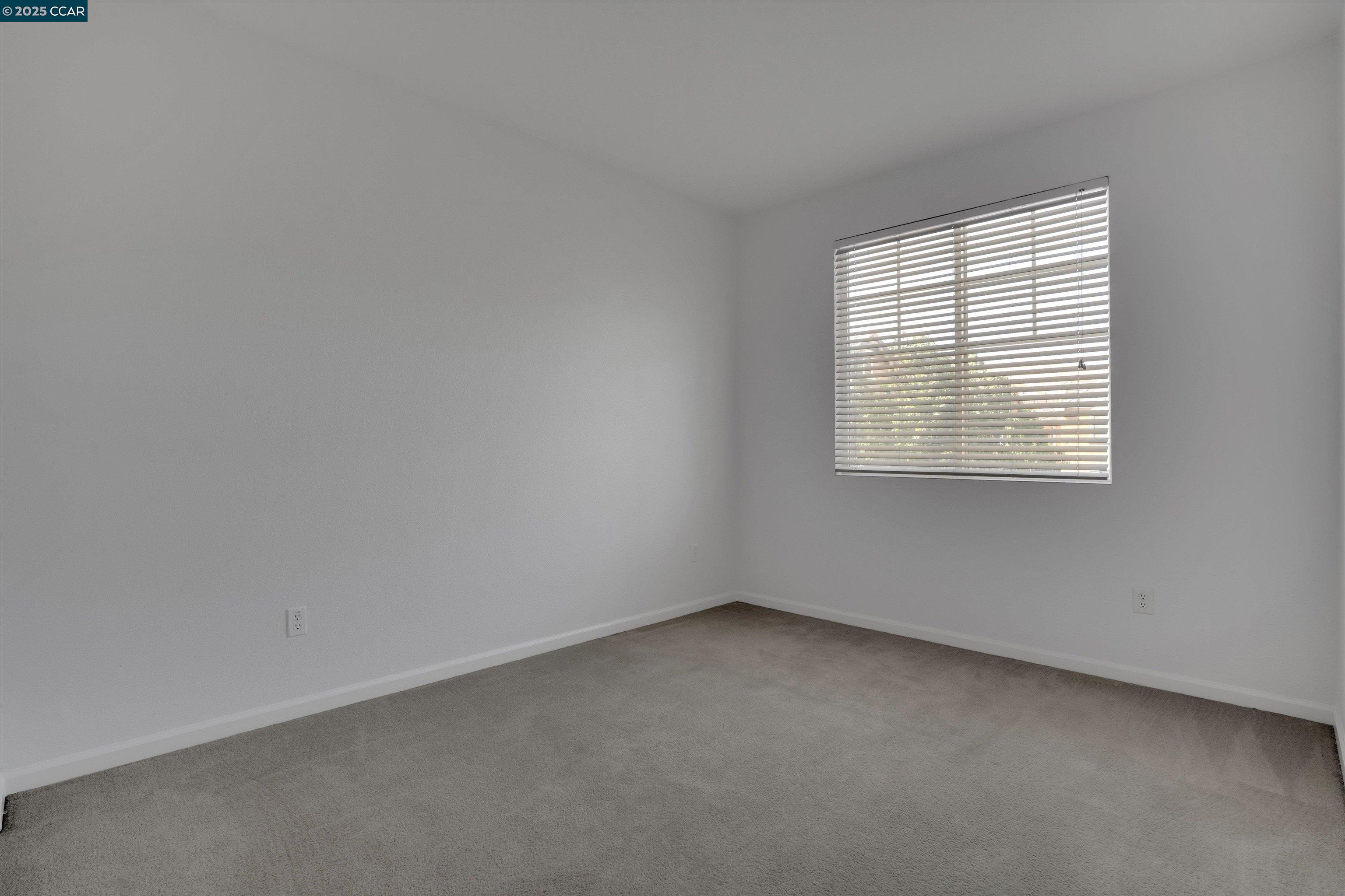 Detail Gallery Image 25 of 39 For 277 Kapalua Bay Cir, Pittsburg,  CA 94565 - 3 Beds | 2/1 Baths