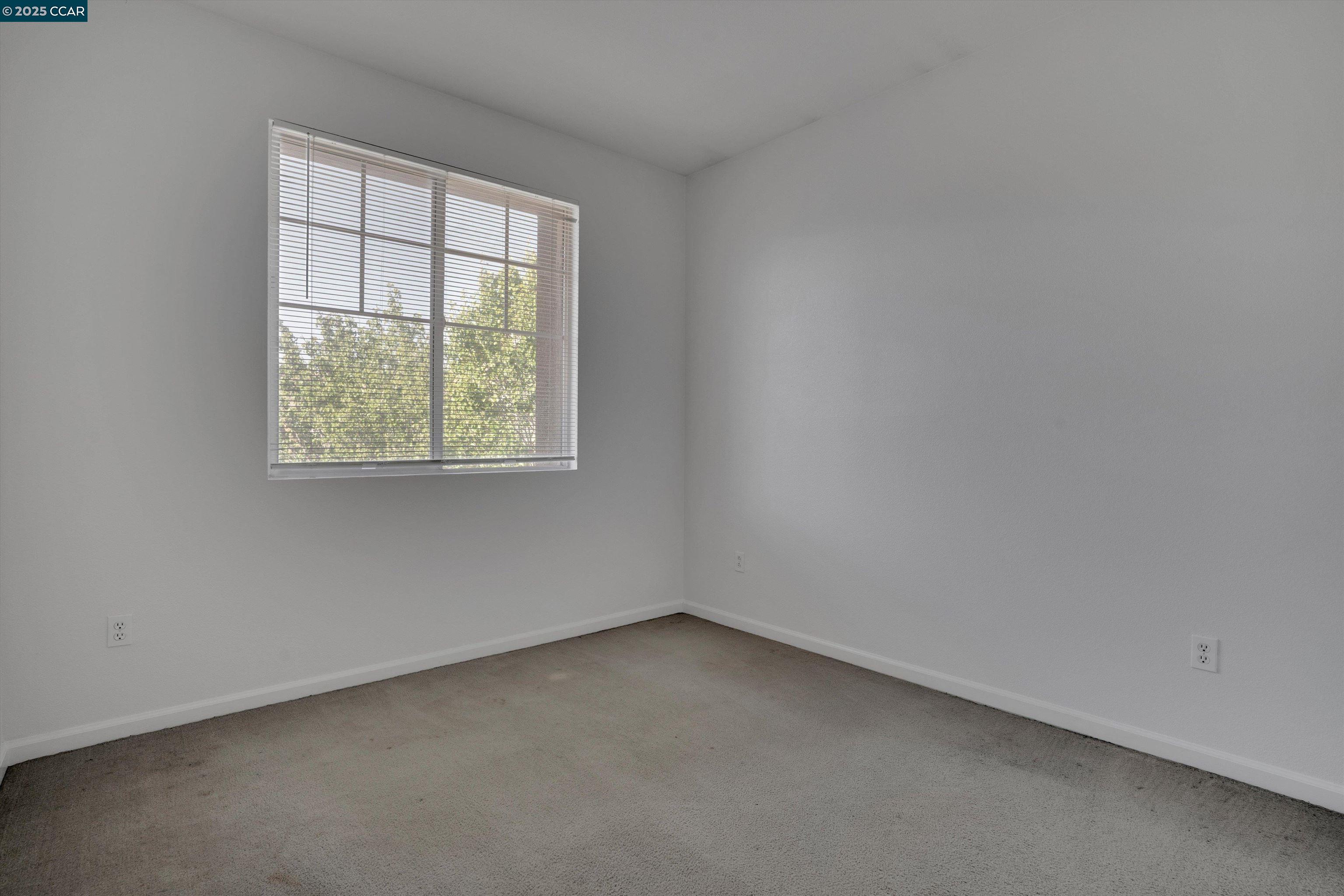 Detail Gallery Image 27 of 39 For 277 Kapalua Bay Cir, Pittsburg,  CA 94565 - 3 Beds | 2/1 Baths