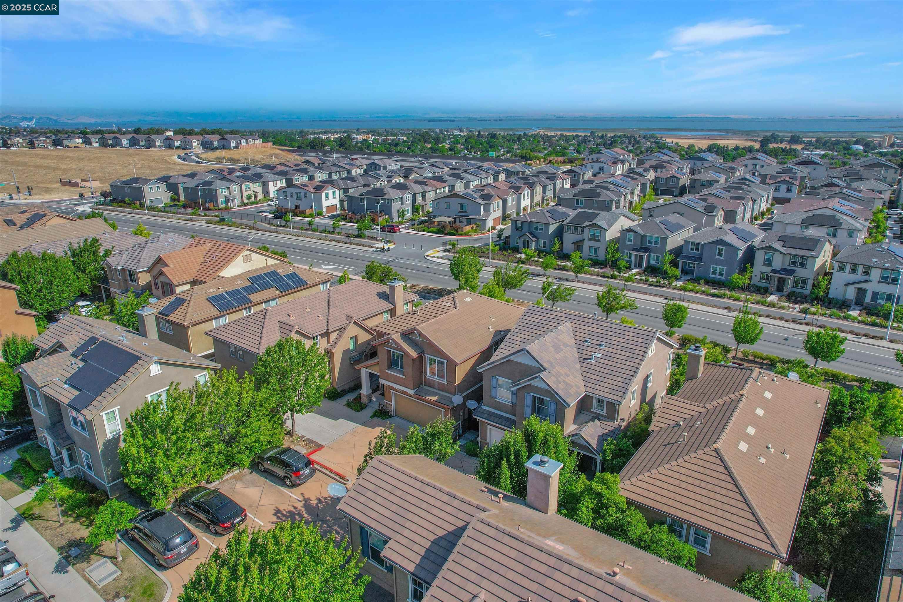 Detail Gallery Image 35 of 39 For 277 Kapalua Bay Cir, Pittsburg,  CA 94565 - 3 Beds | 2/1 Baths