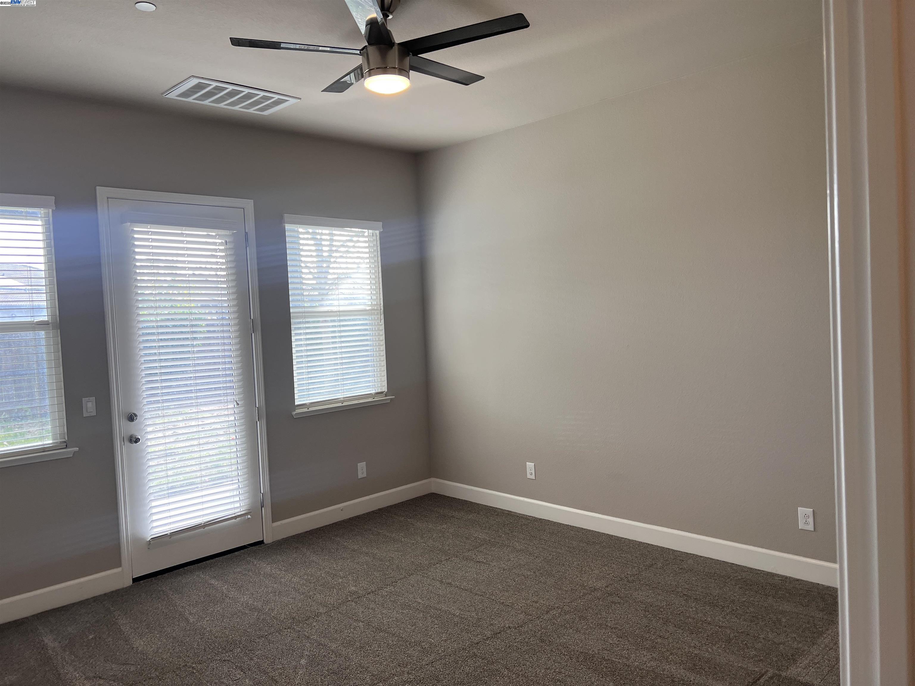 Detail Gallery Image 20 of 28 For 1110 Clearwater Creek Blvd, Manteca,  CA 95336 - 3 Beds | 2 Baths