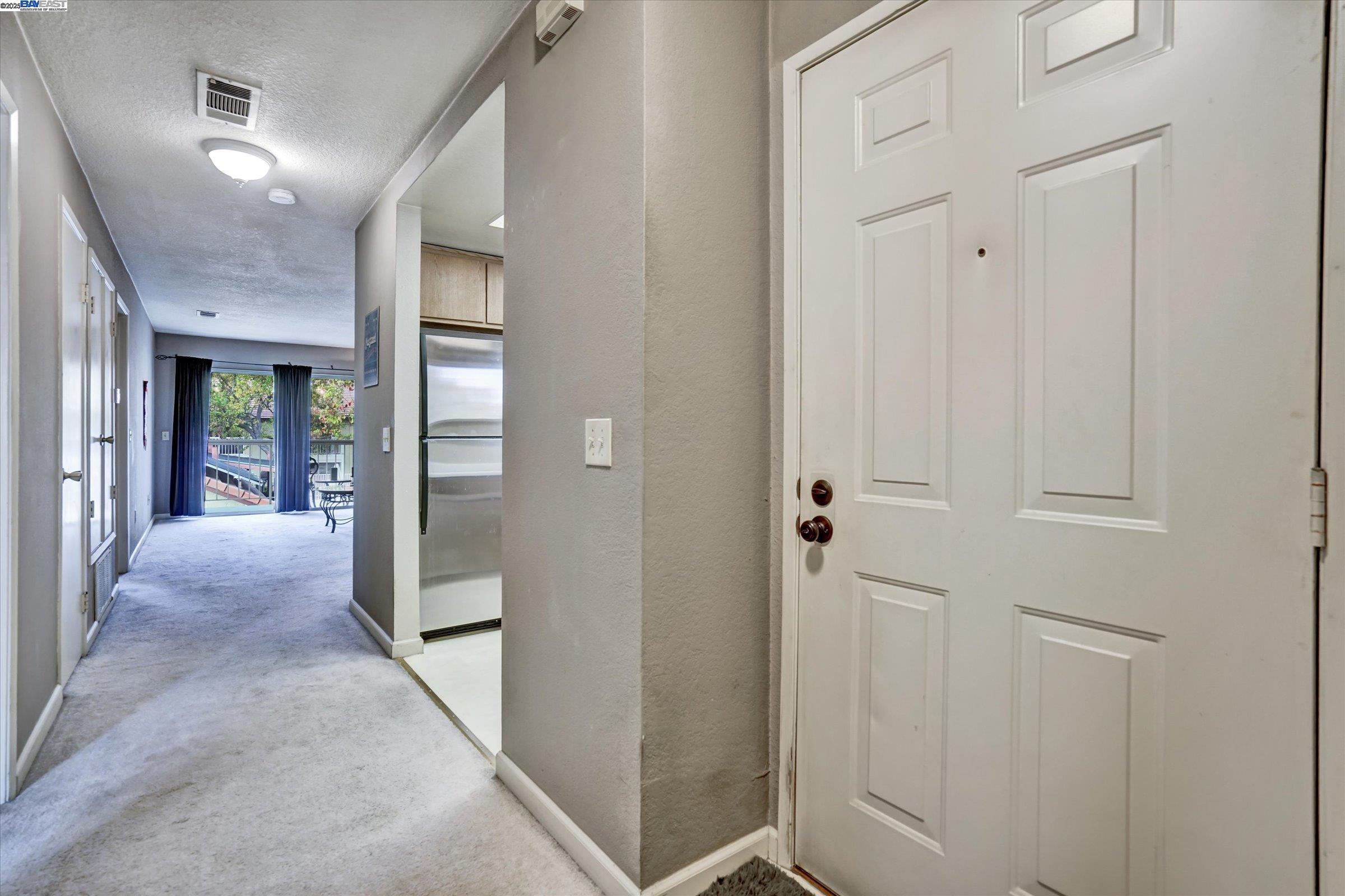 Detail Gallery Image 3 of 20 For 1446 Chateau Cmn #208,  Livermore,  CA 94550 - 2 Beds | 2 Baths