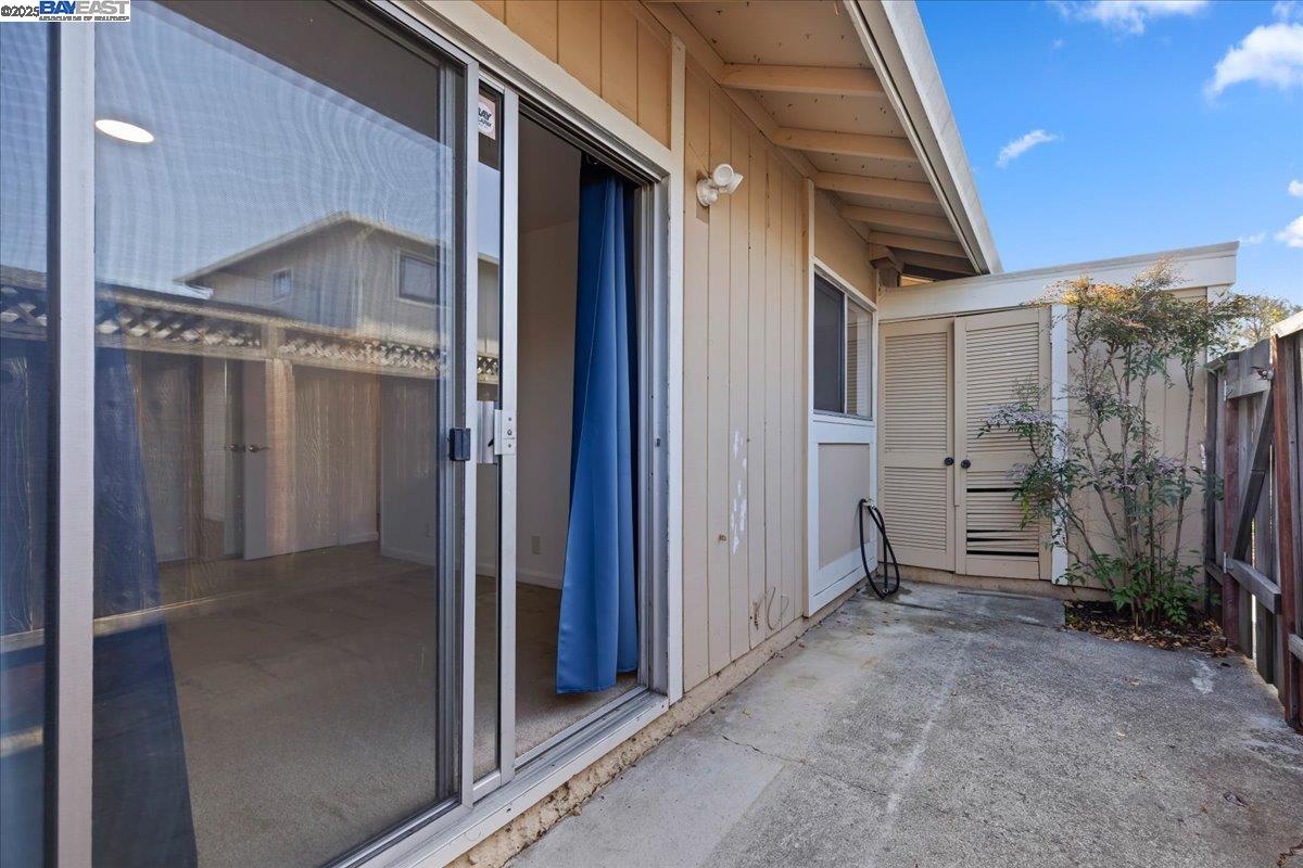 Detail Gallery Image 12 of 17 For 14653 Doolittle Drive, San Leandro,  CA 94577-6616 - 2 Beds | 2 Baths