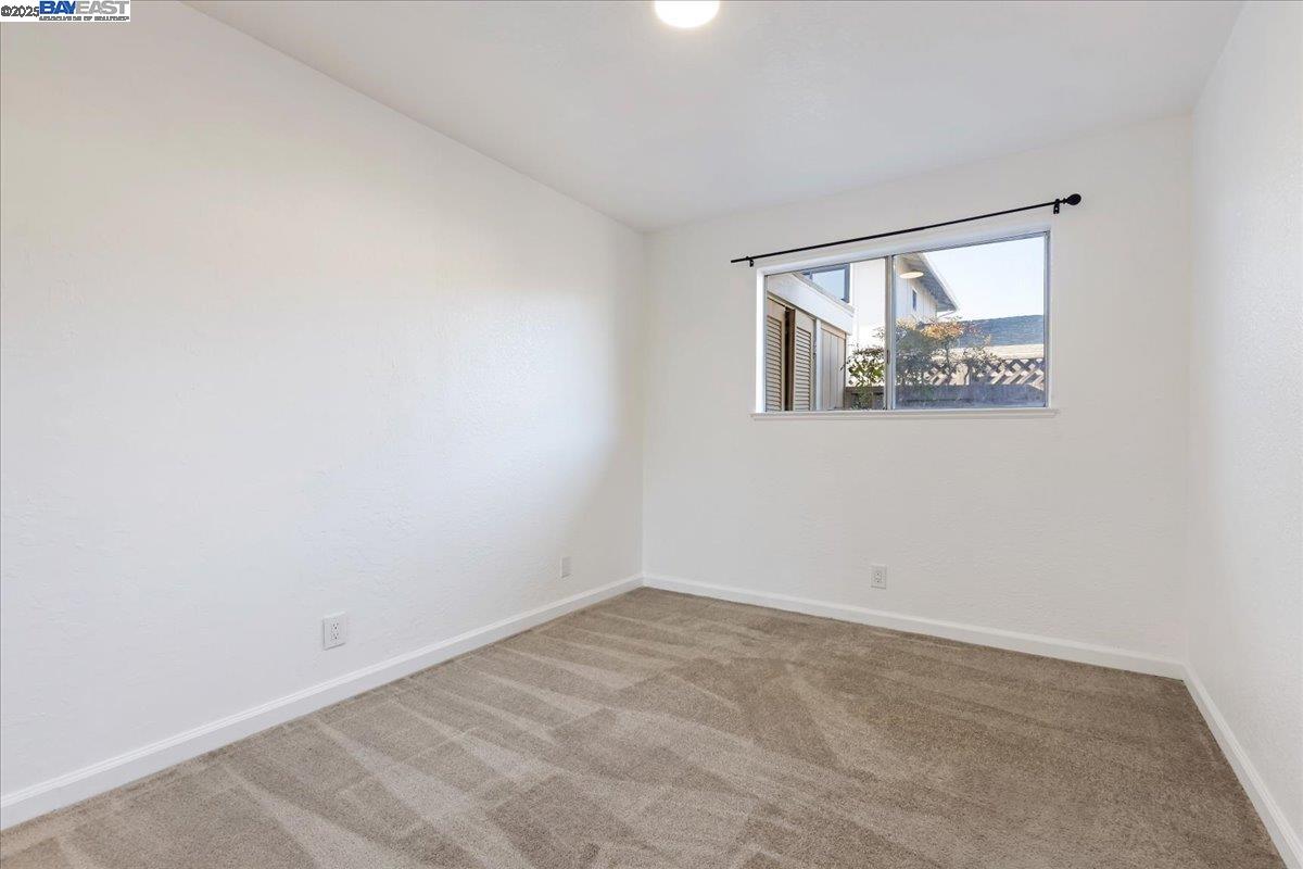 Detail Gallery Image 14 of 17 For 14653 Doolittle Drive, San Leandro,  CA 94577-6616 - 2 Beds | 2 Baths