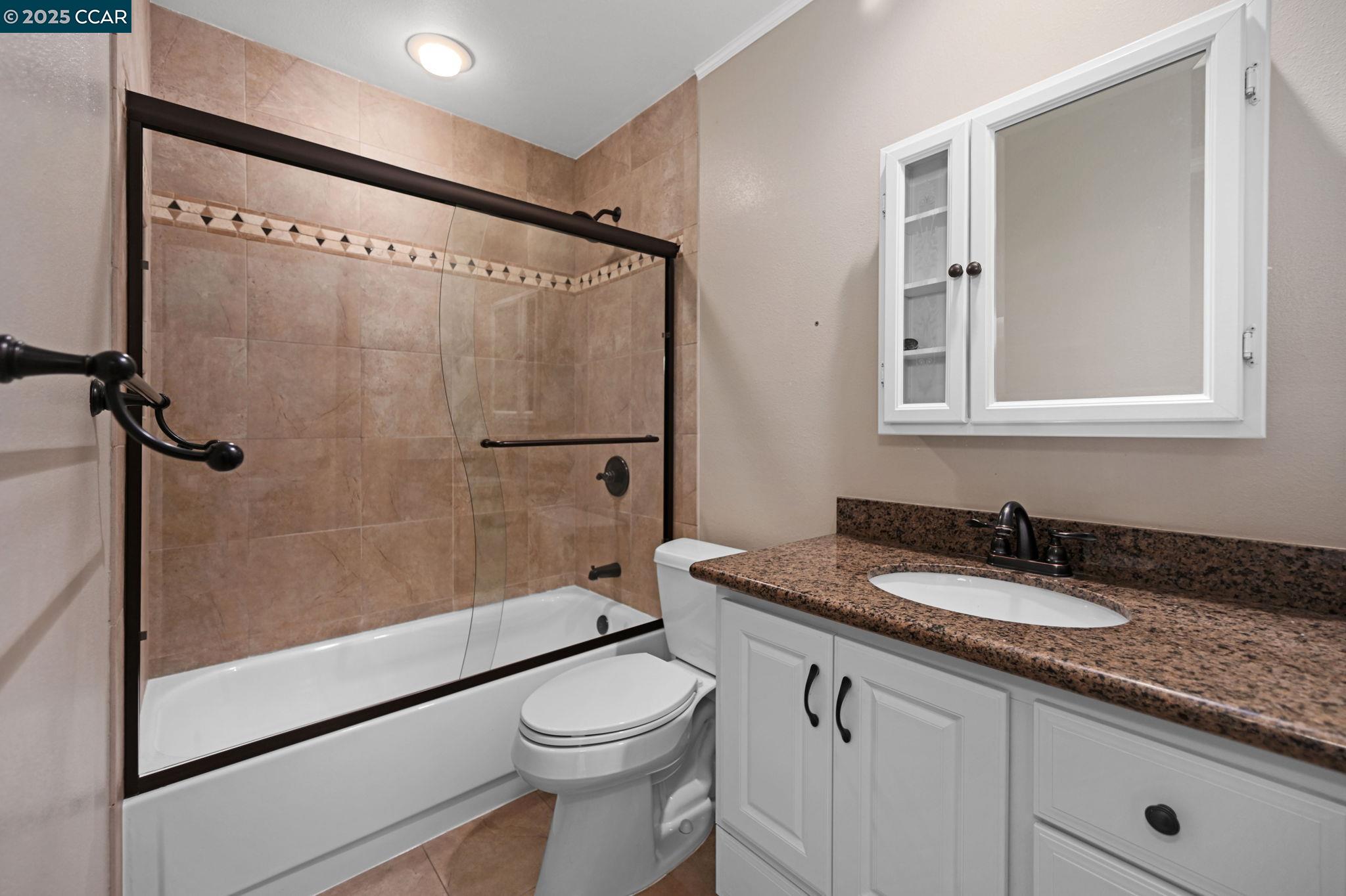 Detail Gallery Image 18 of 33 For 61 Fountainhead Ct, Martinez,  CA 94553 - 3 Beds | 2 Baths