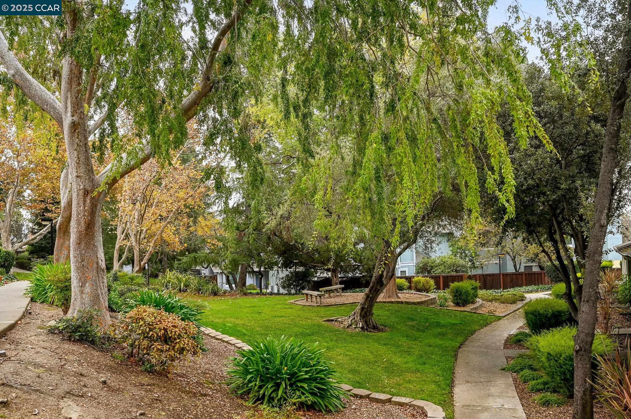 Detail Gallery Image 28 of 33 For 61 Fountainhead Ct, Martinez,  CA 94553 - 3 Beds | 2 Baths