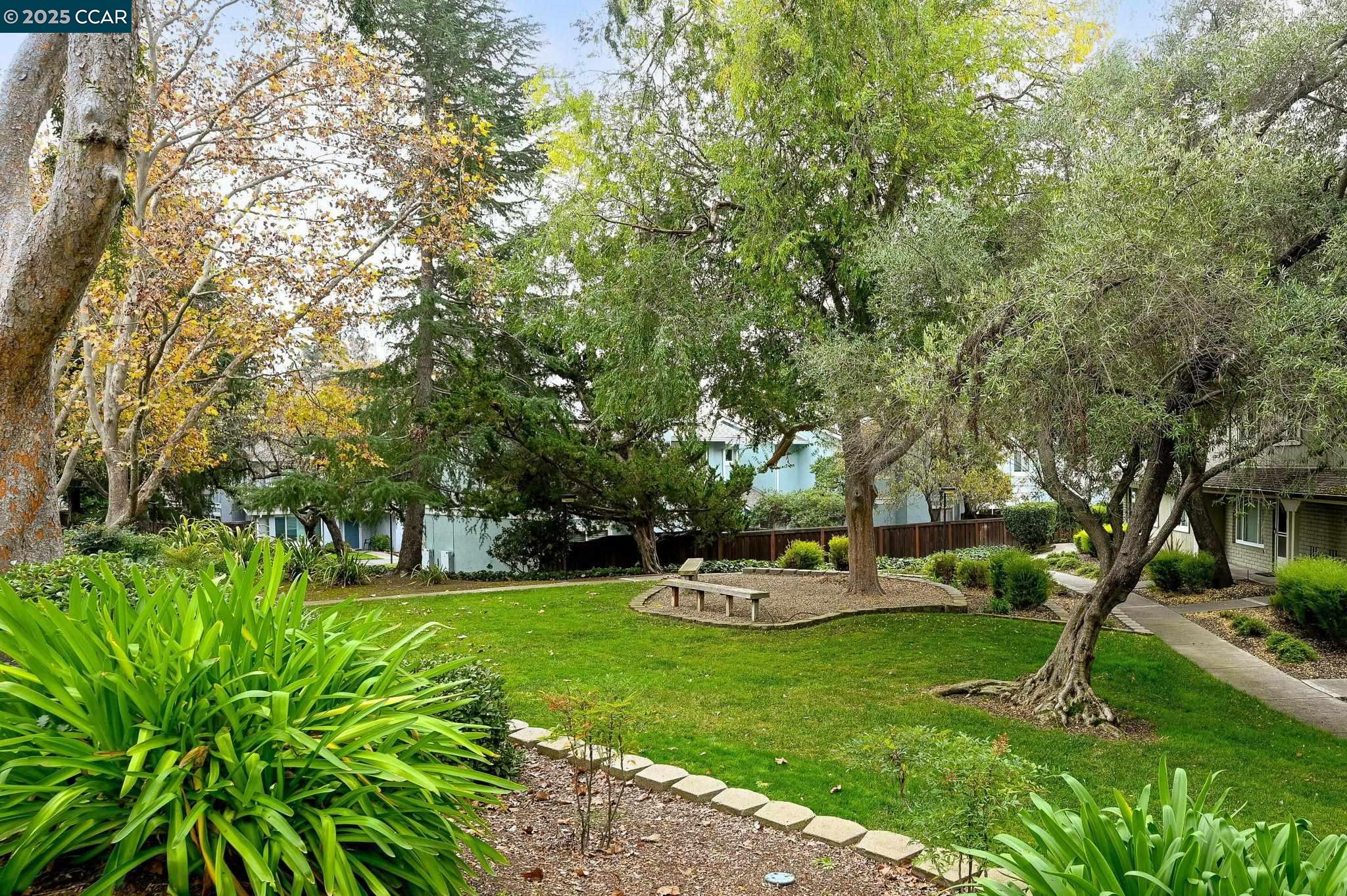 Detail Gallery Image 29 of 33 For 61 Fountainhead Ct, Martinez,  CA 94553 - 3 Beds | 2 Baths