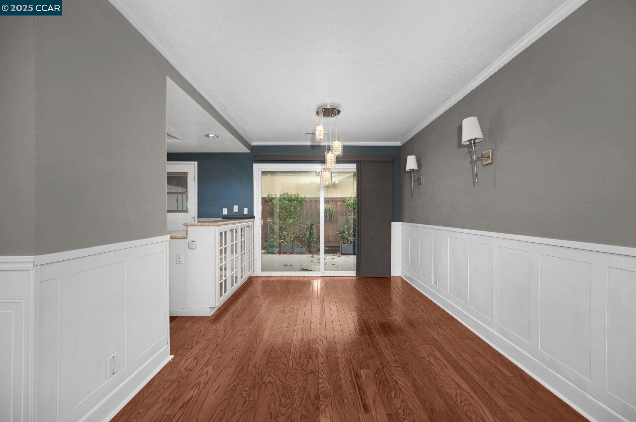 Detail Gallery Image 8 of 33 For 61 Fountainhead Ct, Martinez,  CA 94553 - 3 Beds | 2 Baths