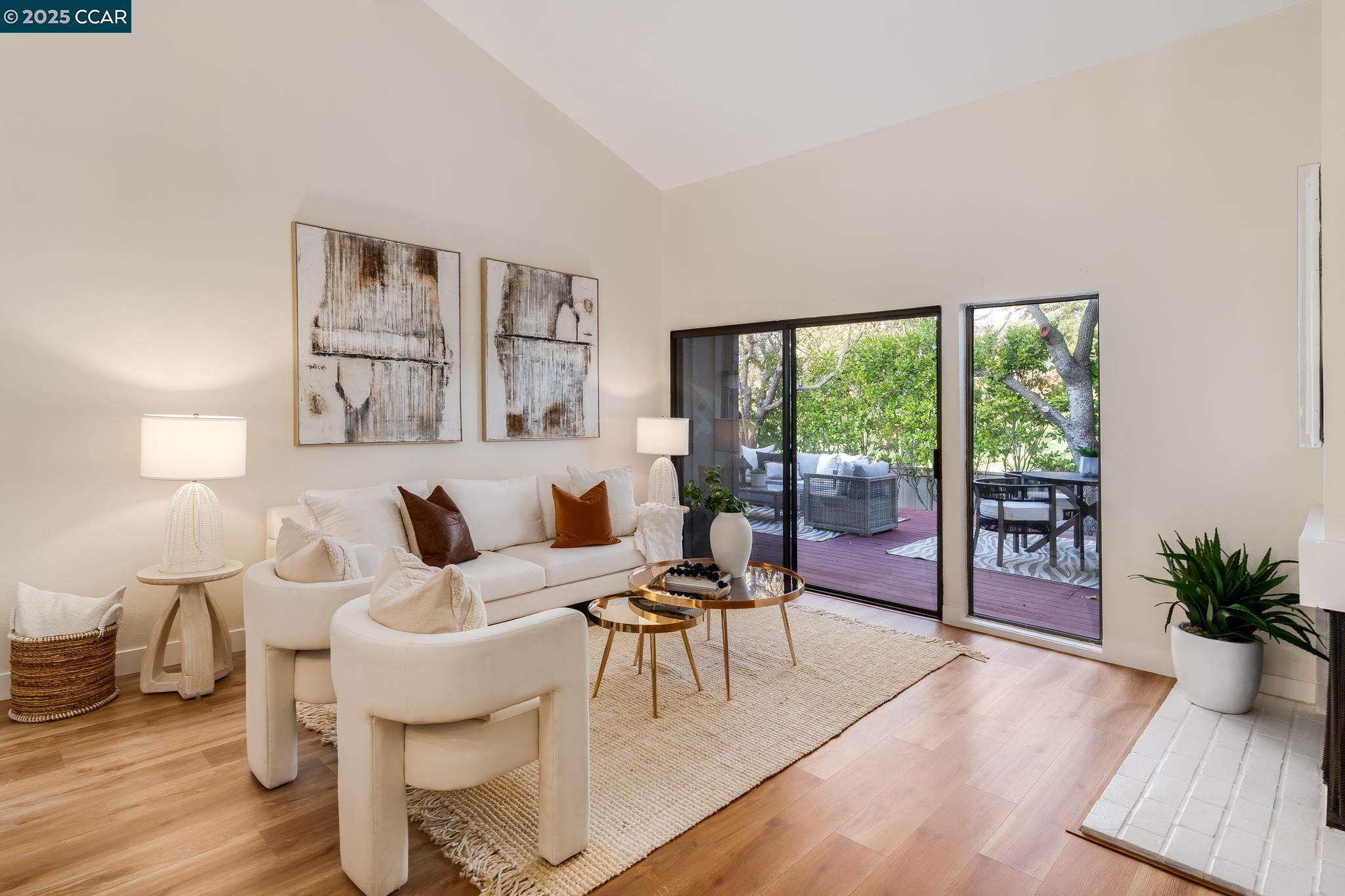 Detail Gallery Image 17 of 45 For 1942 Rancho Verde Circle E, Danville,  CA 94526 - 3 Beds | 2 Baths