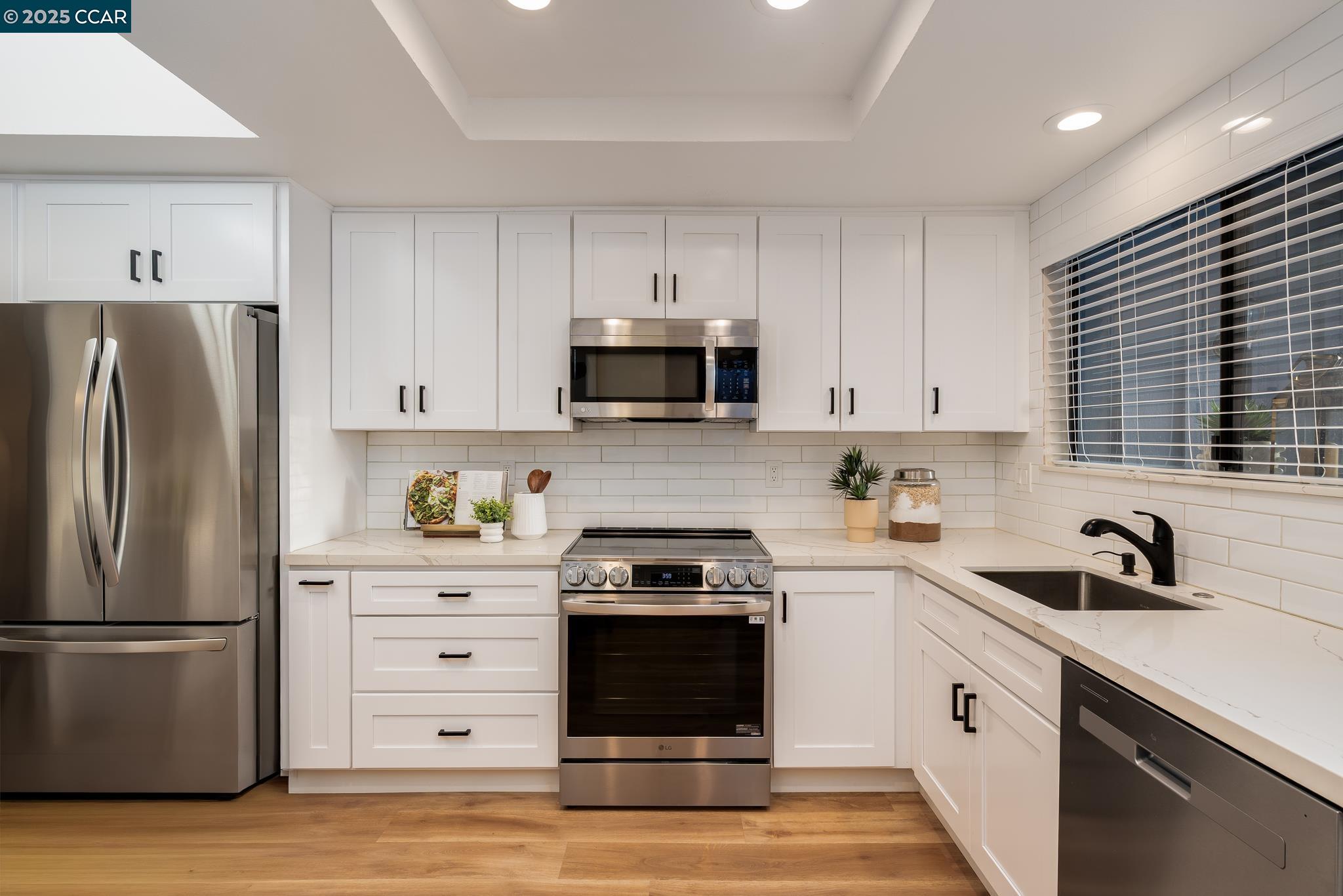 Detail Gallery Image 23 of 45 For 1942 Rancho Verde Circle E, Danville,  CA 94526 - 3 Beds | 2 Baths