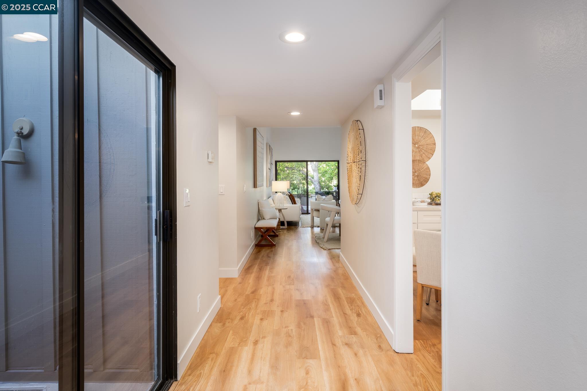 Detail Gallery Image 7 of 45 For 1942 Rancho Verde Circle E, Danville,  CA 94526 - 3 Beds | 2 Baths