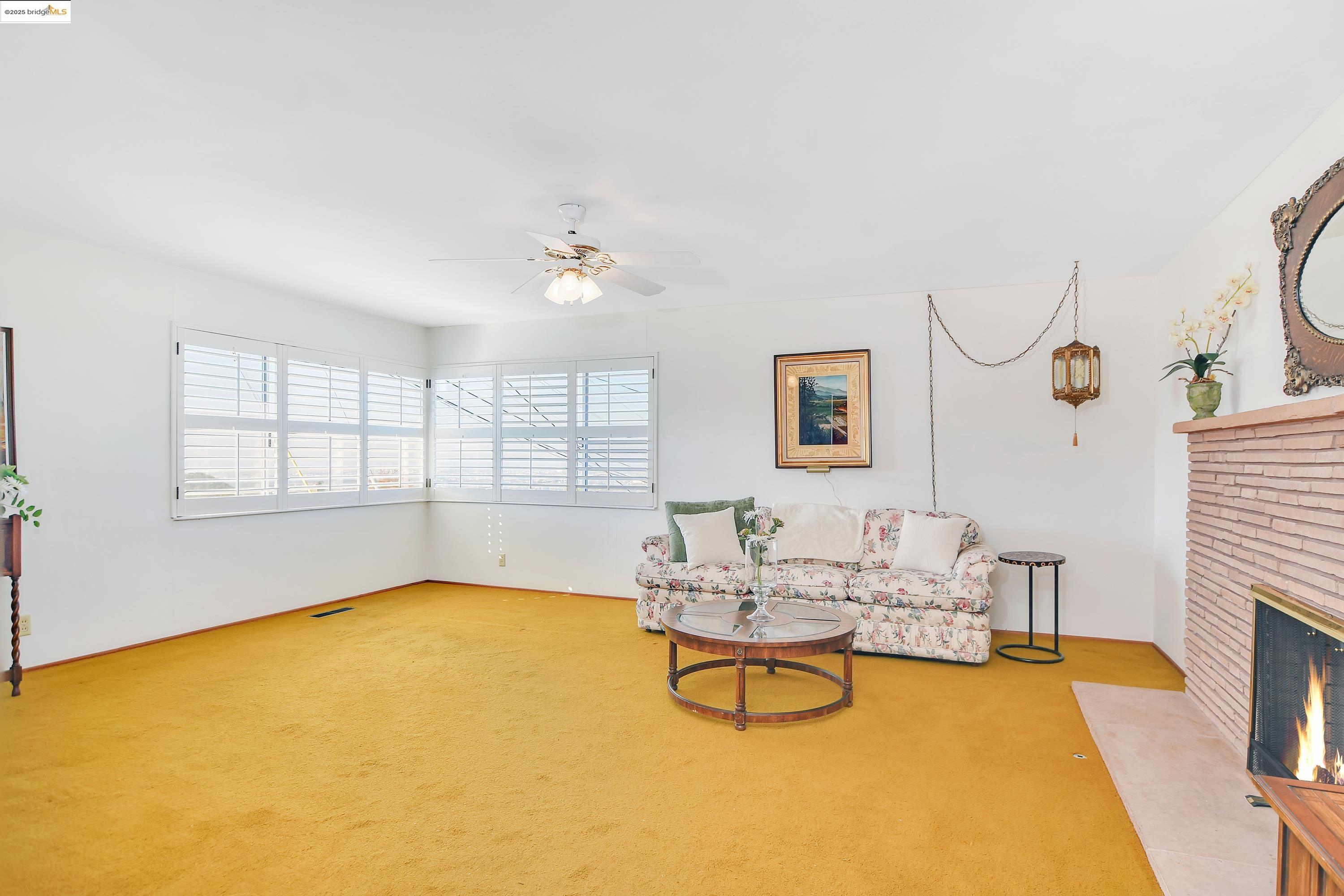 Detail Gallery Image 8 of 33 For 2266 Harborview Dr, San Leandro,  CA 94577 - 3 Beds | 2 Baths