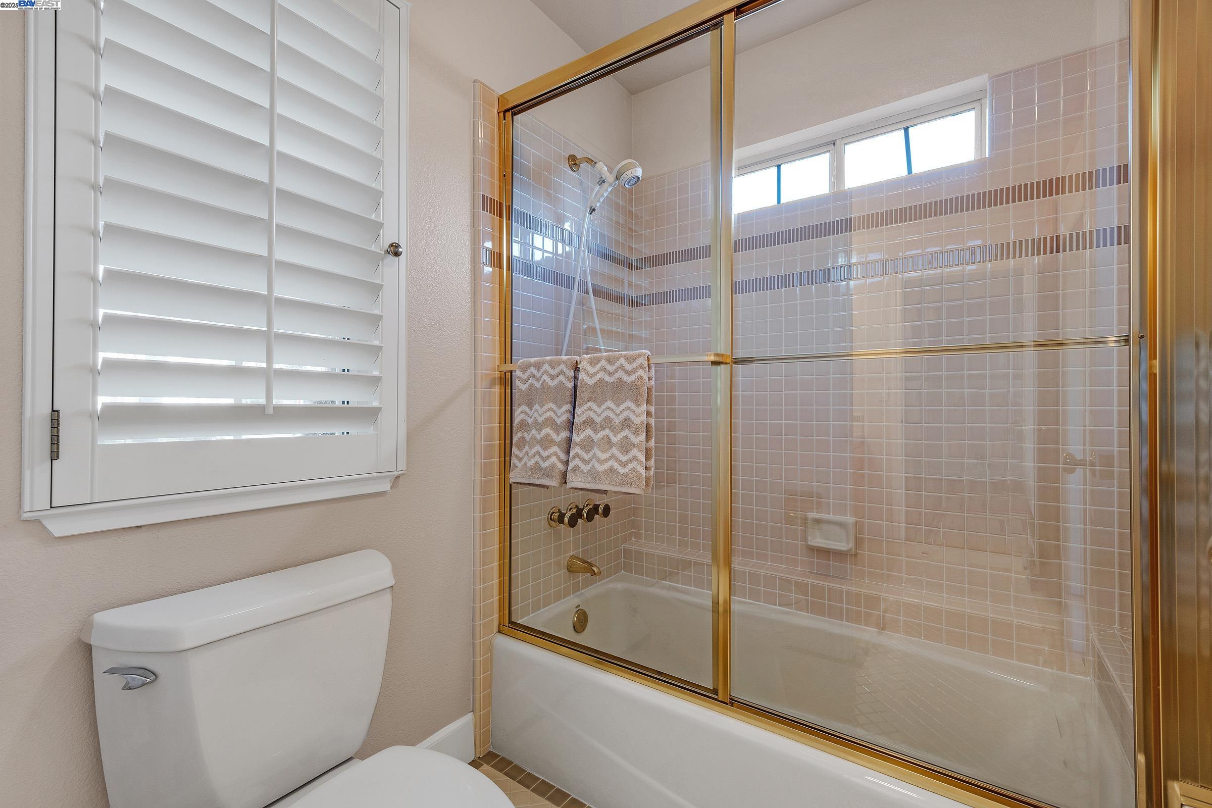 Detail Gallery Image 30 of 60 For 2215 Chardonnay Way, Livermore,  CA 94550 - 4 Beds | 3/3 Baths