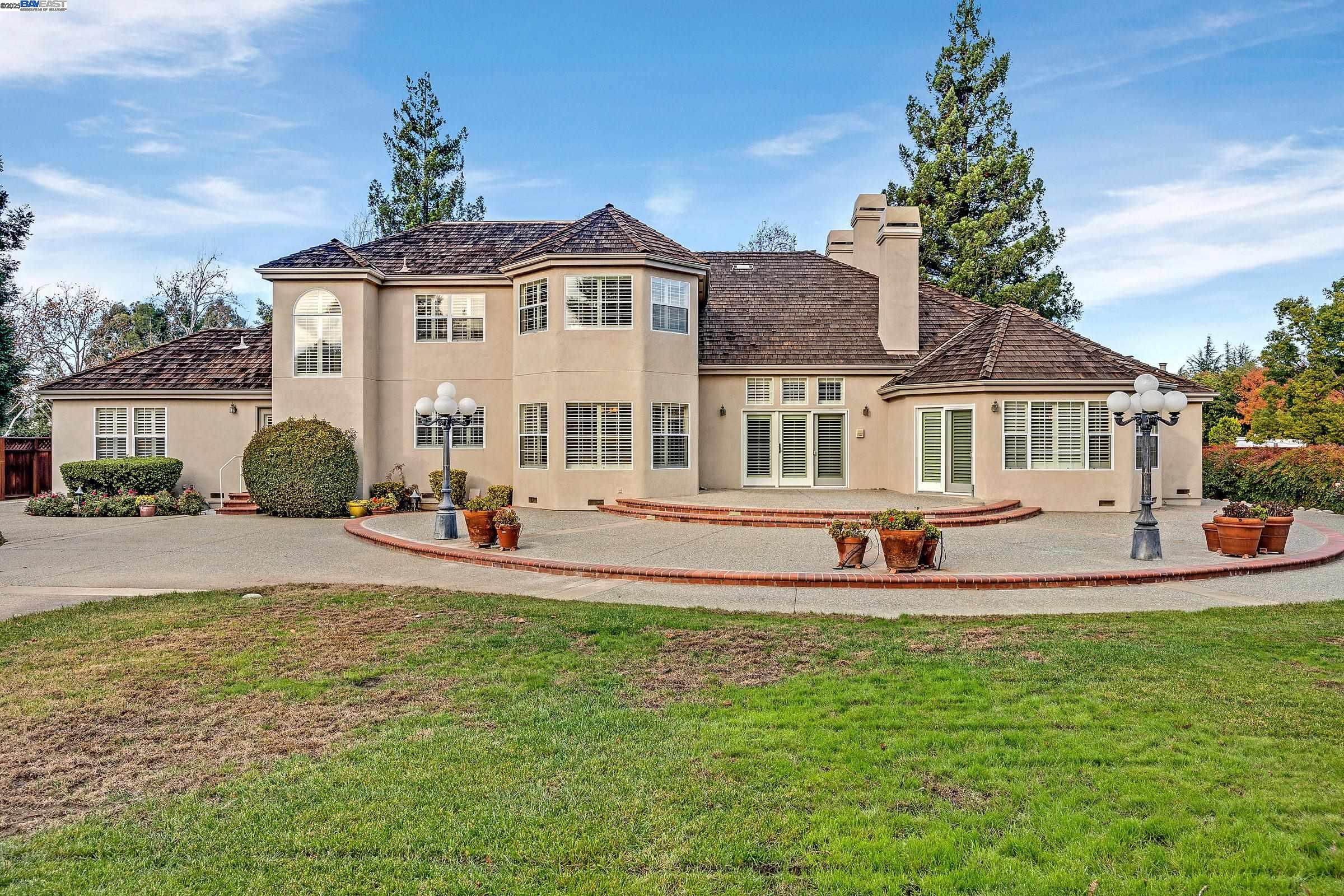 Detail Gallery Image 39 of 60 For 2215 Chardonnay Way, Livermore,  CA 94550 - 4 Beds | 3/3 Baths