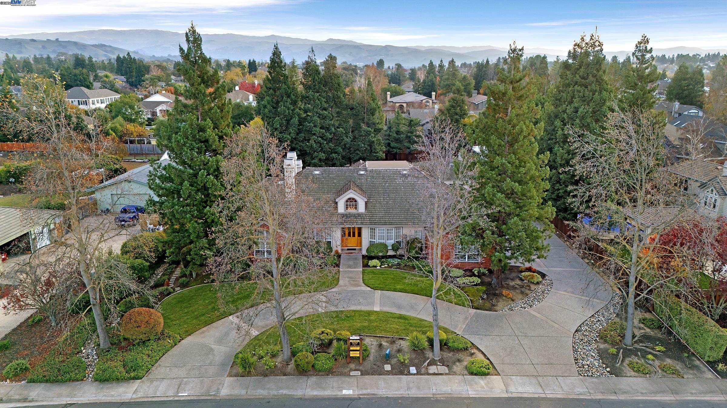 Detail Gallery Image 52 of 60 For 2215 Chardonnay Way, Livermore,  CA 94550 - 4 Beds | 3/3 Baths