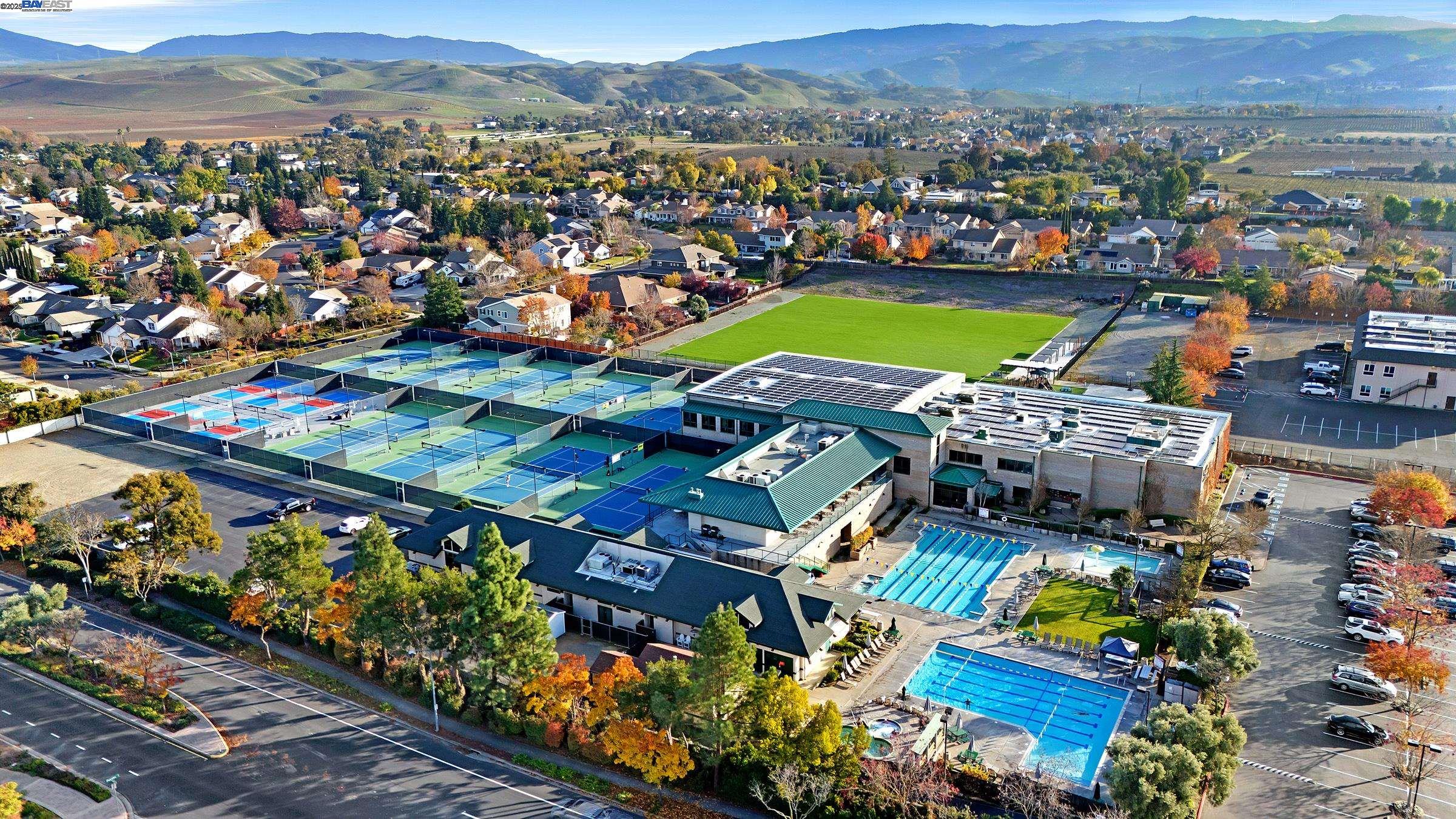 Detail Gallery Image 60 of 60 For 2215 Chardonnay Way, Livermore,  CA 94550 - 4 Beds | 3/3 Baths