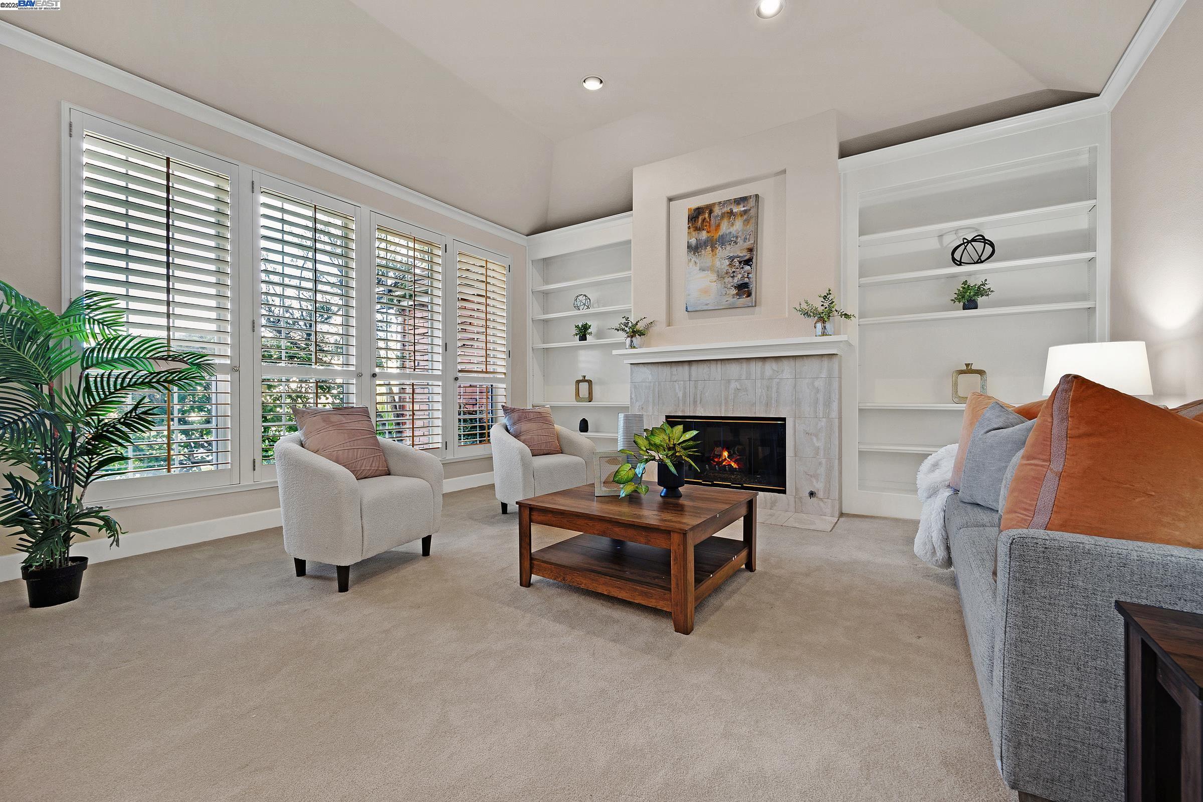 Detail Gallery Image 7 of 60 For 2215 Chardonnay Way, Livermore,  CA 94550 - 4 Beds | 3/3 Baths