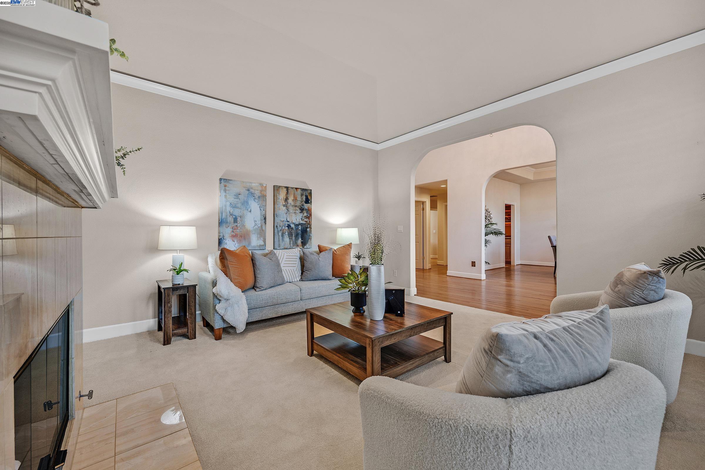 Detail Gallery Image 8 of 60 For 2215 Chardonnay Way, Livermore,  CA 94550 - 4 Beds | 3/3 Baths