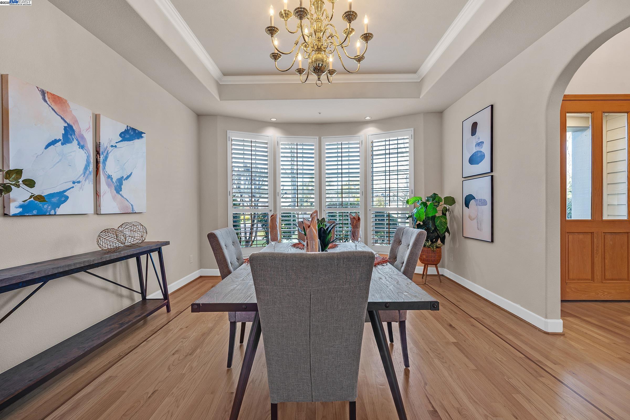 Detail Gallery Image 9 of 60 For 2215 Chardonnay Way, Livermore,  CA 94550 - 4 Beds | 3/3 Baths