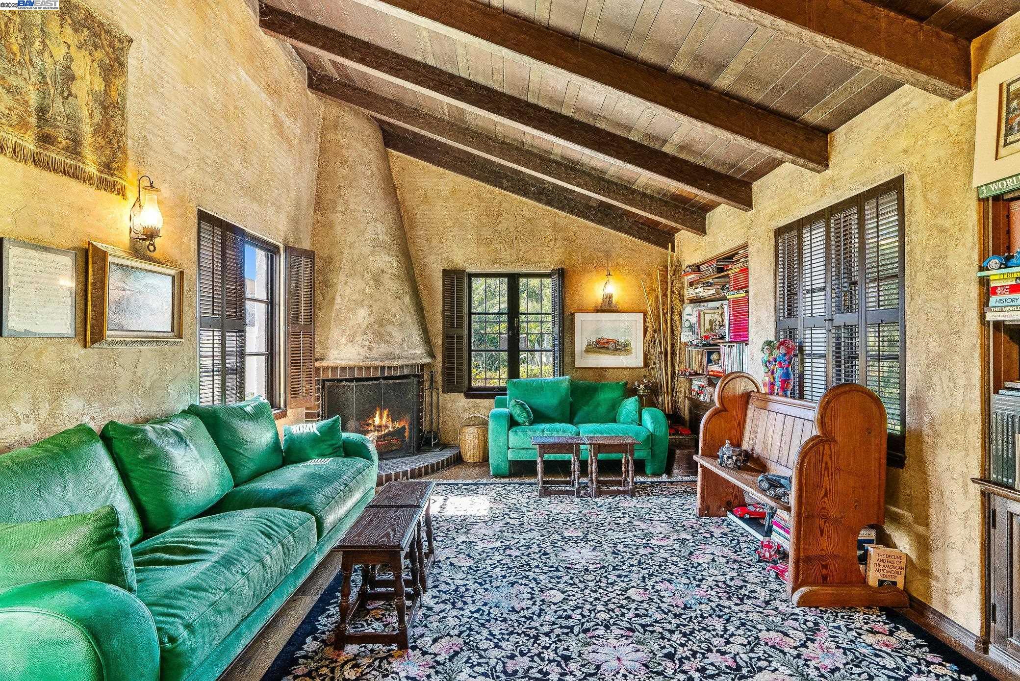 Detail Gallery Image 11 of 50 For 921 Warren Street, Hayward,  CA 94541 - 3 Beds | 2 Baths