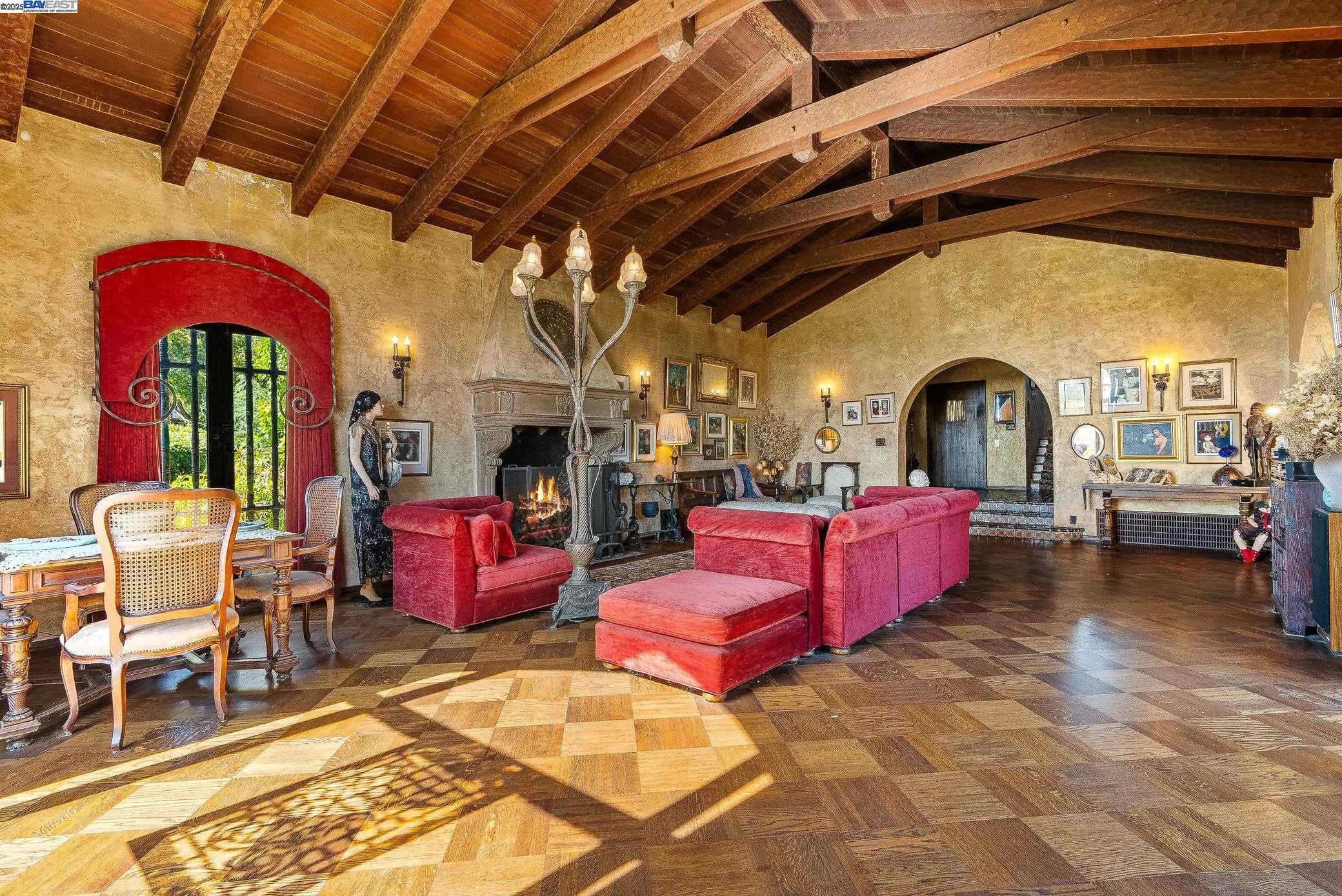 Detail Gallery Image 16 of 50 For 921 Warren Street, Hayward,  CA 94541 - 3 Beds | 2 Baths