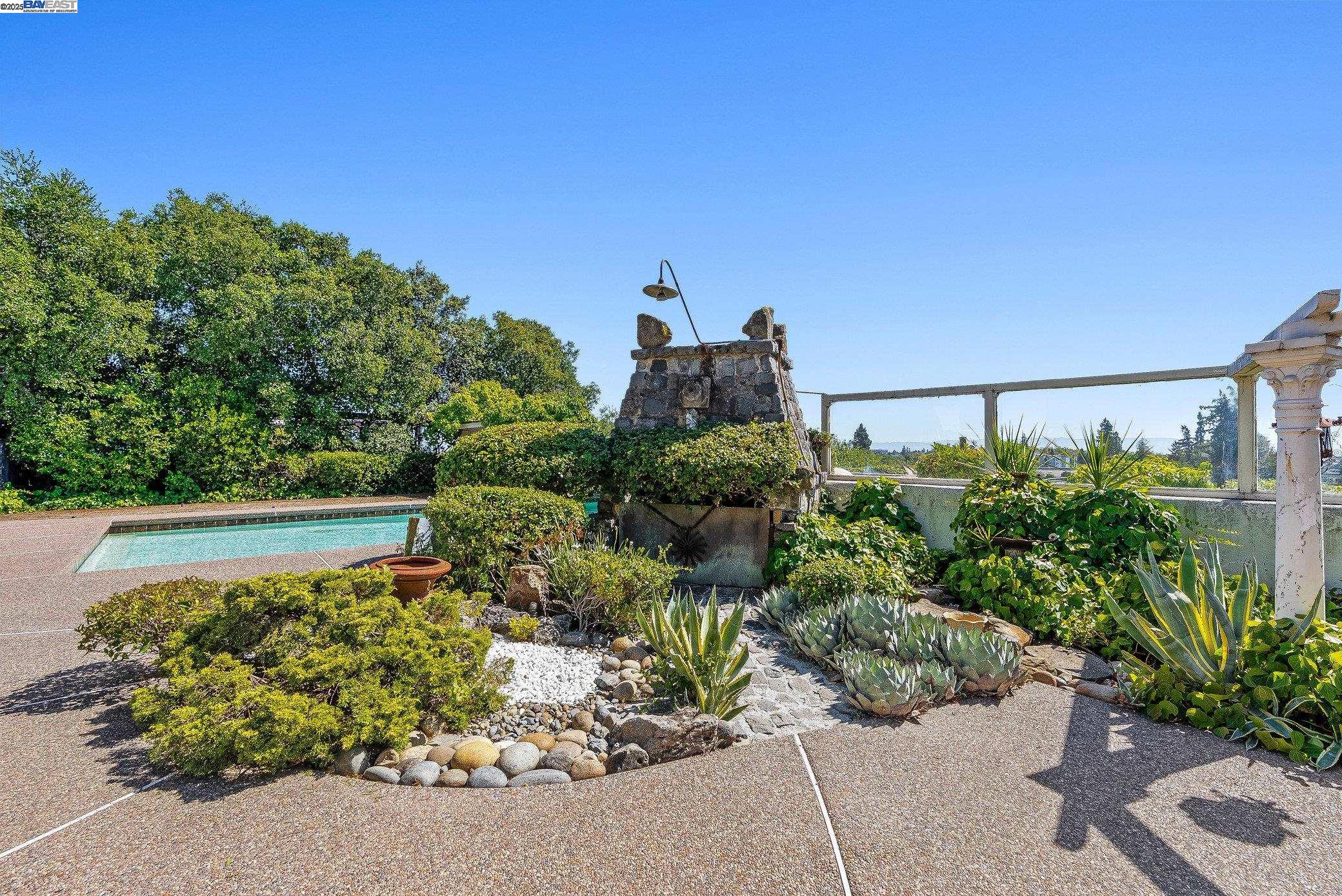 Detail Gallery Image 40 of 50 For 921 Warren Street, Hayward,  CA 94541 - 3 Beds | 2 Baths