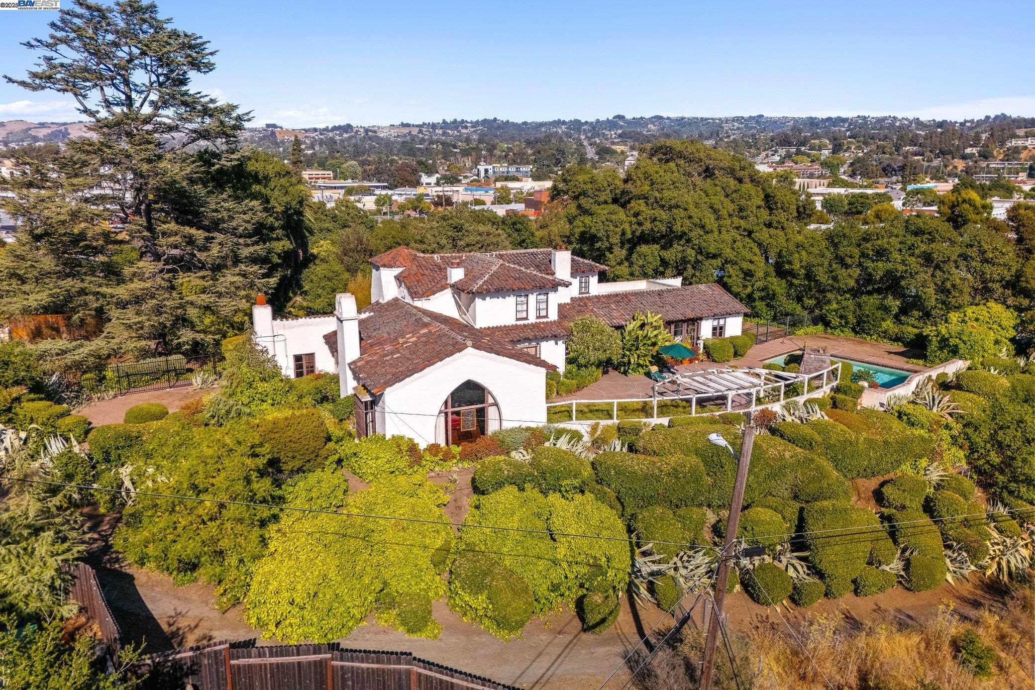 Detail Gallery Image 43 of 50 For 921 Warren Street, Hayward,  CA 94541 - 3 Beds | 2 Baths