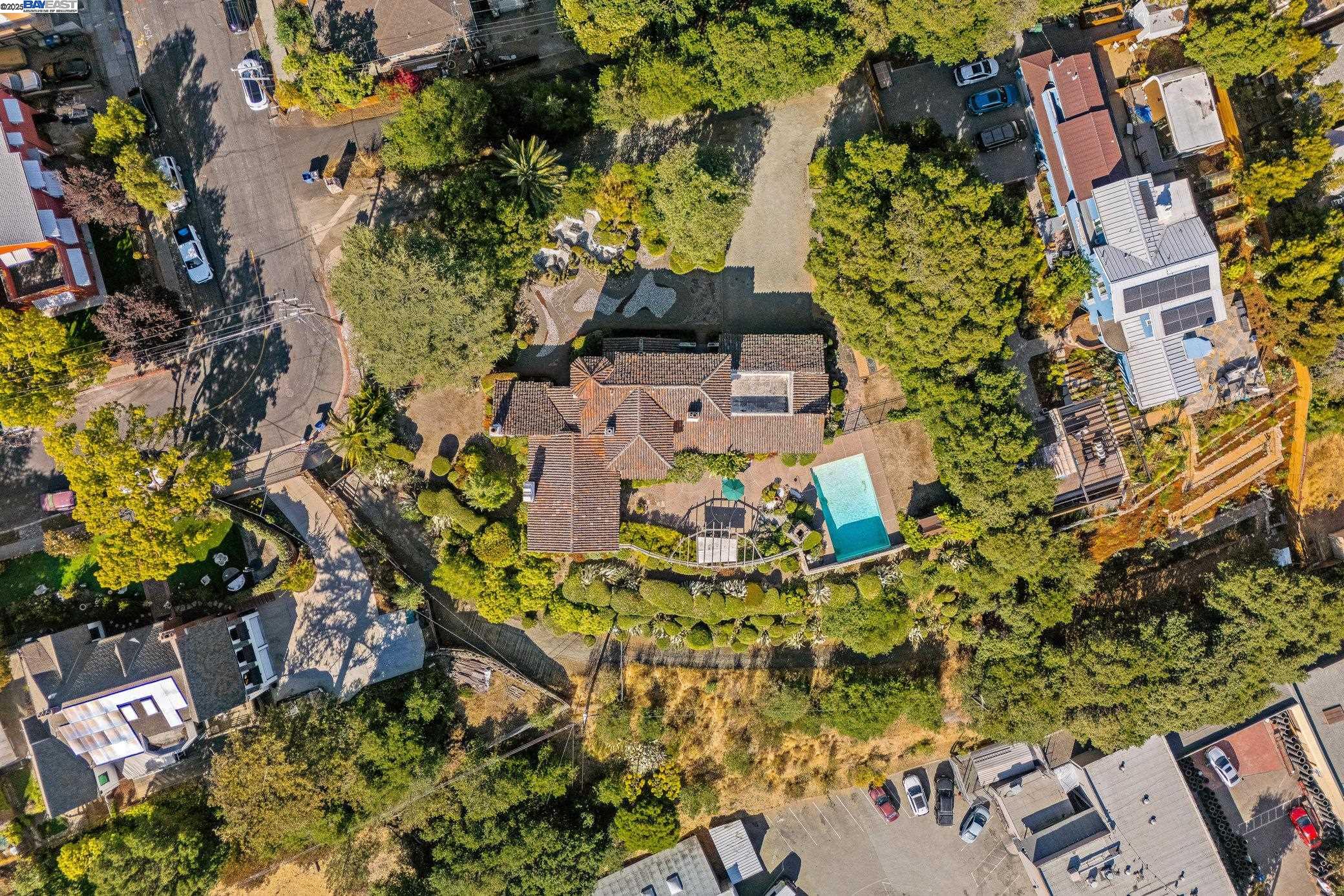 Detail Gallery Image 45 of 50 For 921 Warren Street, Hayward,  CA 94541 - 3 Beds | 2 Baths