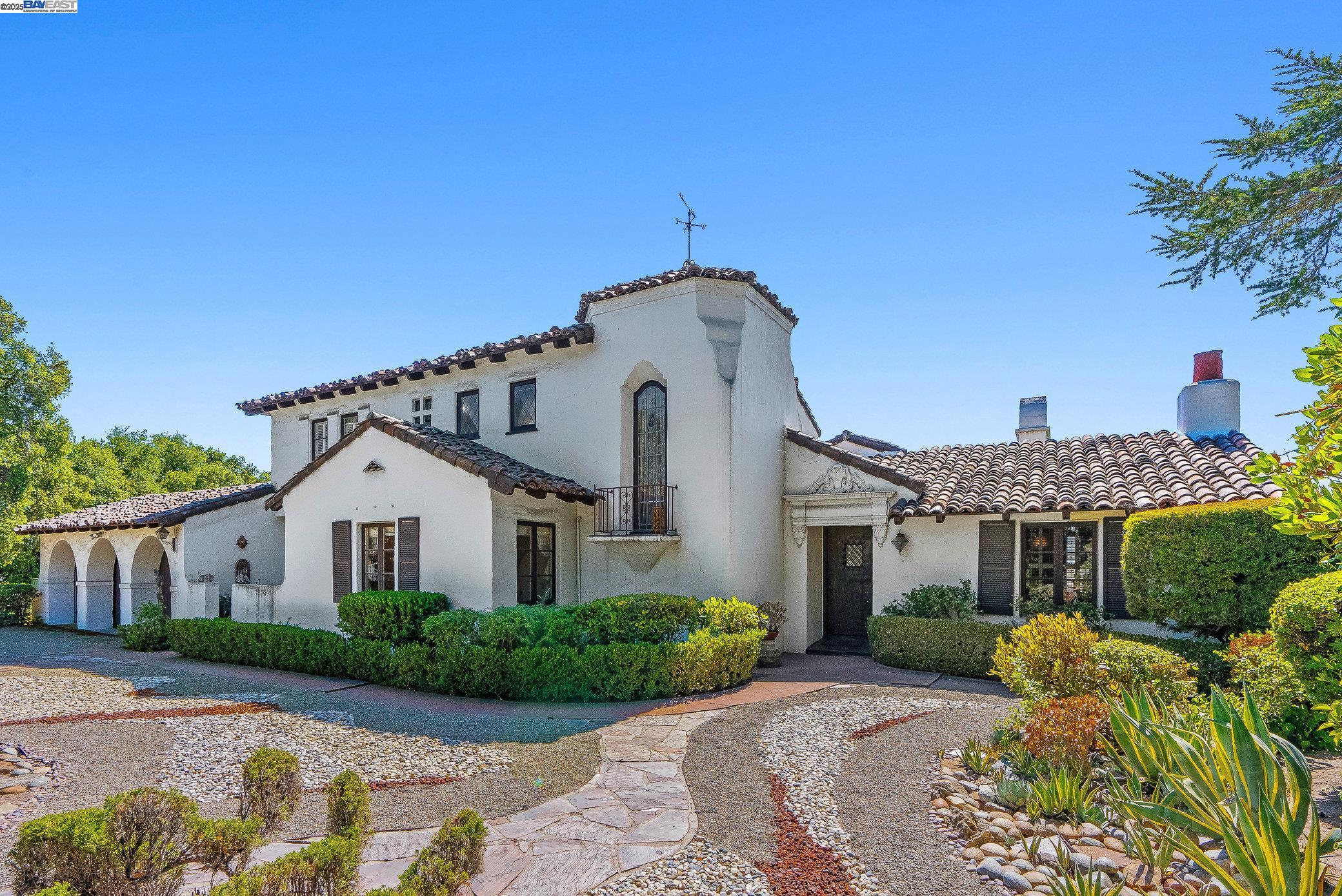 Detail Gallery Image 10 of 50 For 921 Warren Street, Hayward,  CA 94541 - 3 Beds | 2 Baths