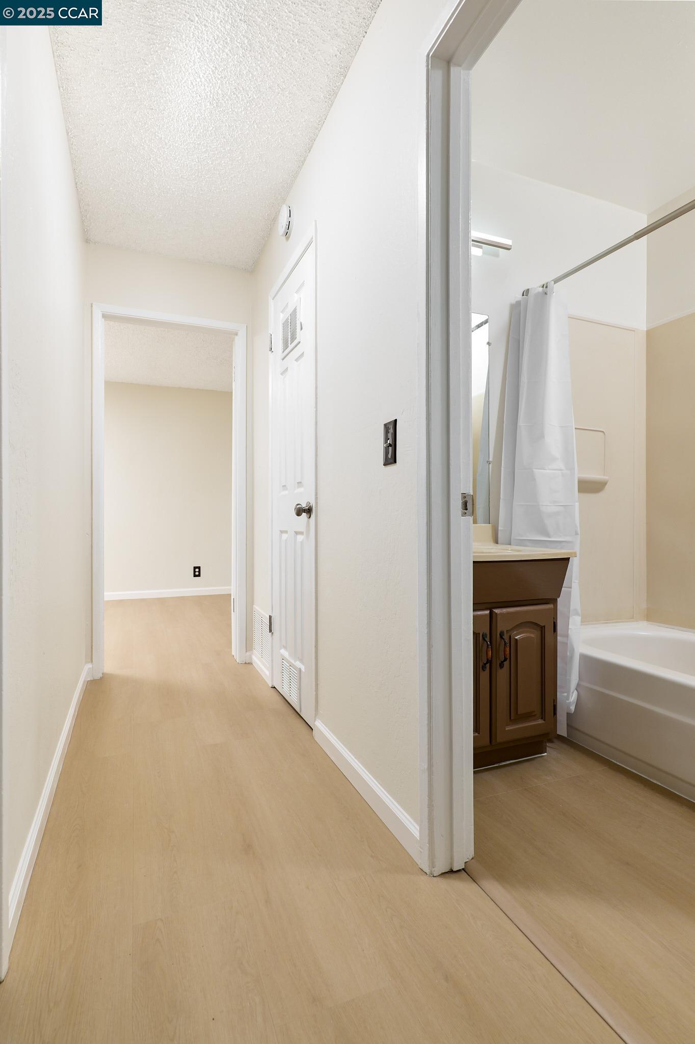 Detail Gallery Image 16 of 27 For 2606 Rutgers Ln, Antioch,  CA 94509 - 2 Beds | 1/1 Baths