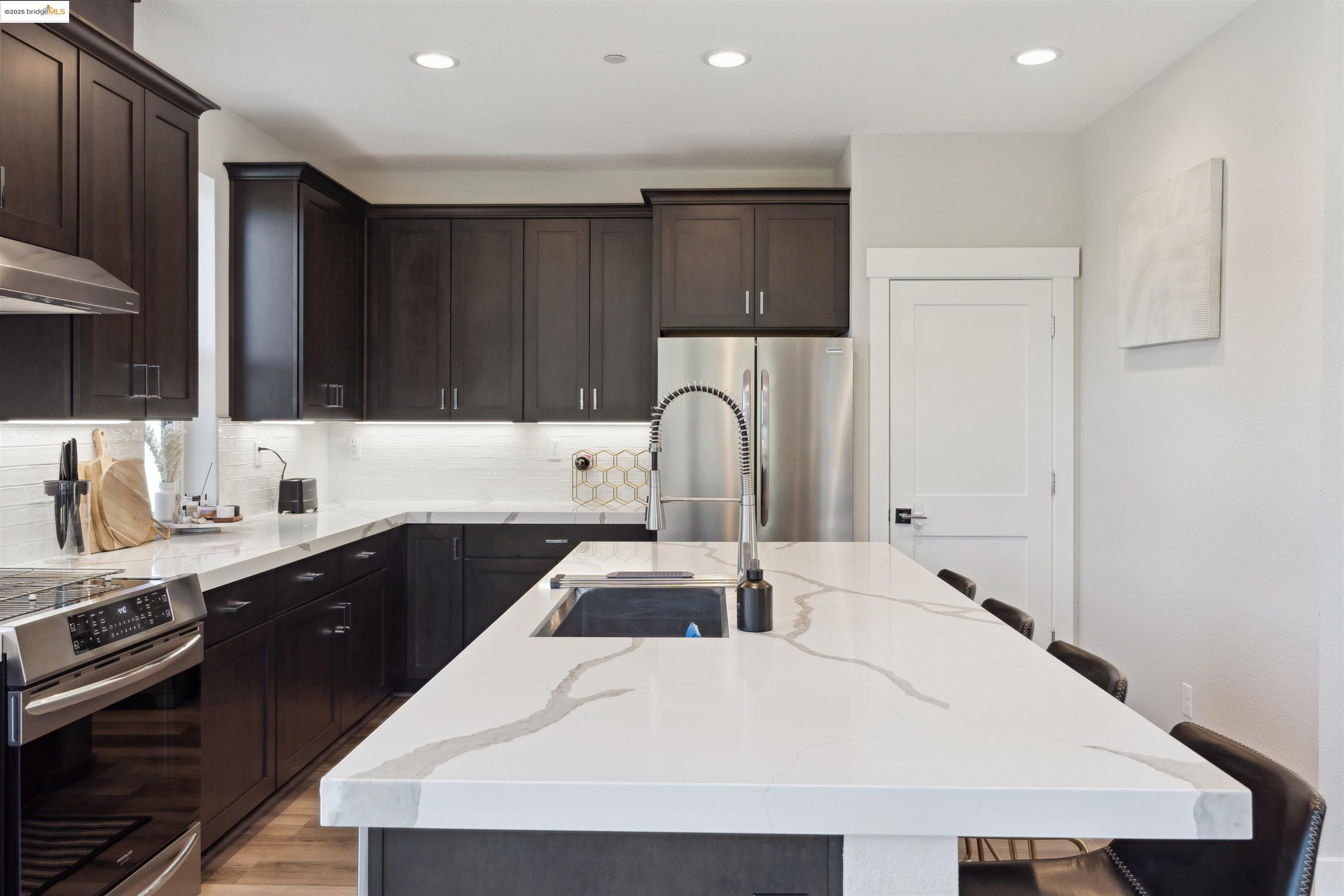 Detail Gallery Image 16 of 43 For 2640 Jones Rd a,  Walnut Creek,  CA 94597 - 3 Beds | 2/2 Baths