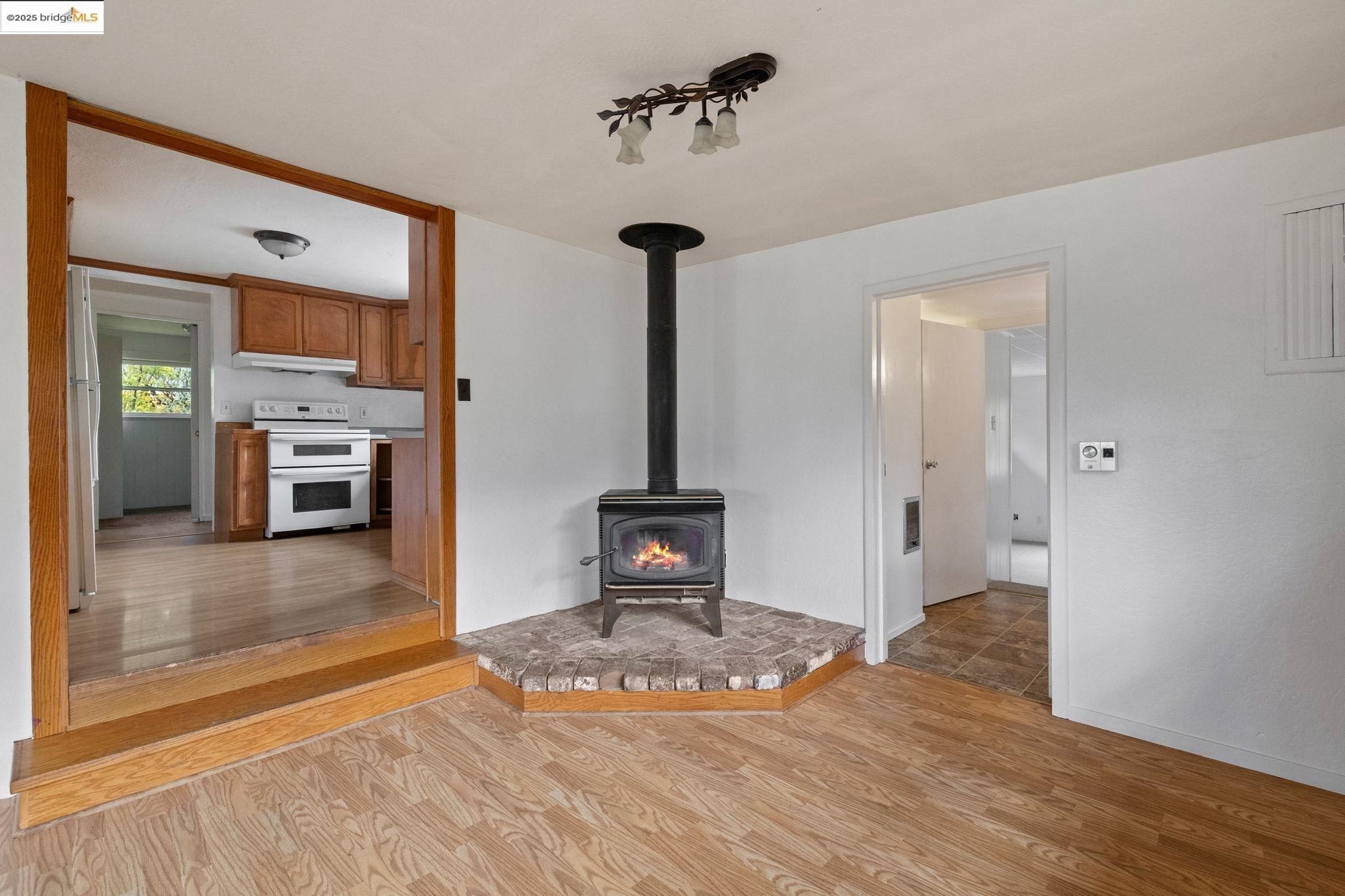 Detail Gallery Image 7 of 42 For 719 Barretta St, Sonora,  CA 95370 - 4 Beds | 2 Baths