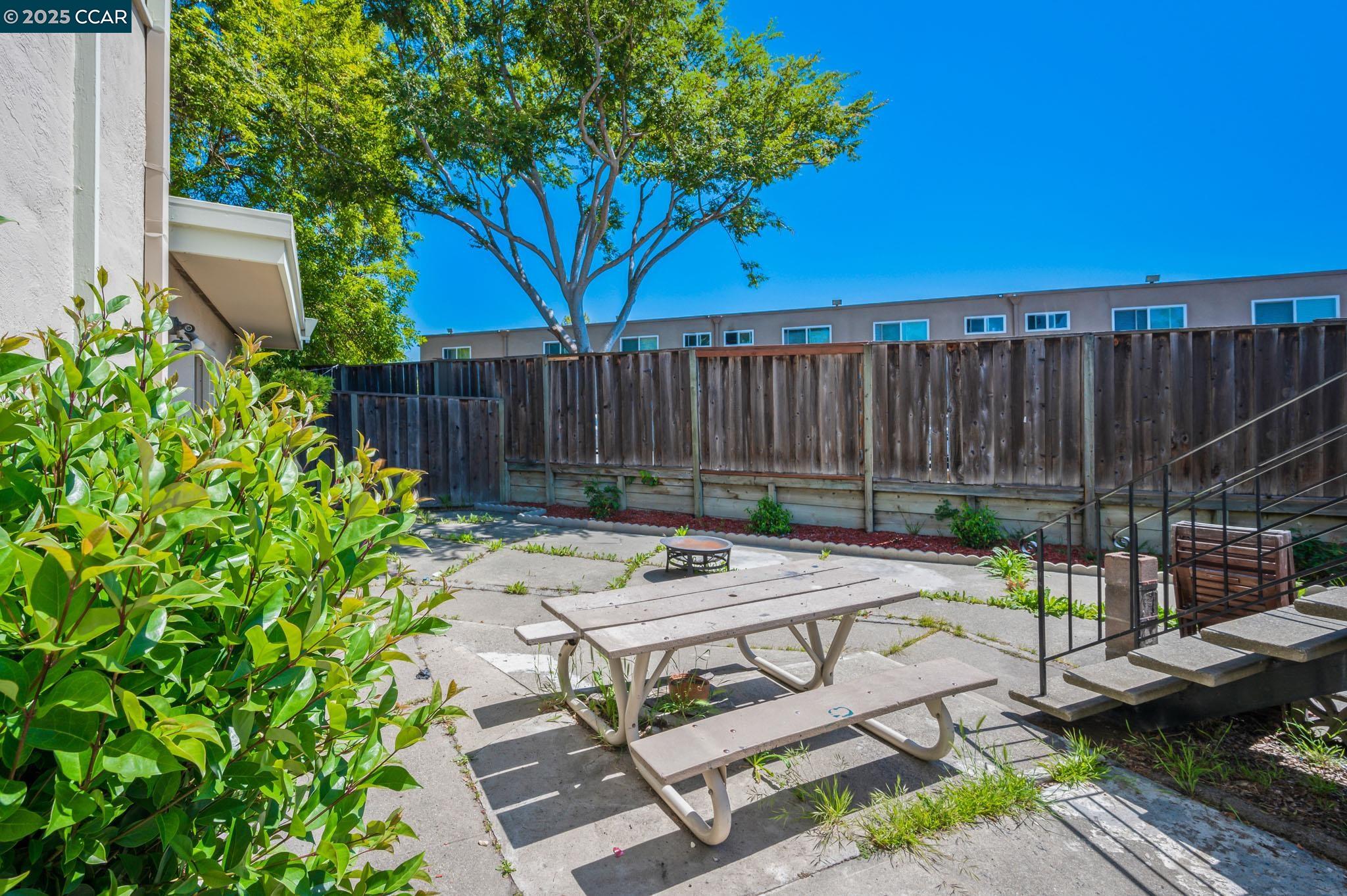 Detail Gallery Image 19 of 19 For 2544 Denning Ct, Castro Valley,  CA 94546 - 2 Beds | 1 Baths