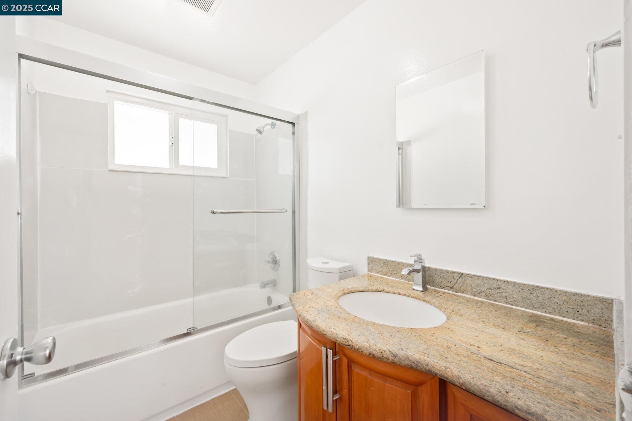 Detail Gallery Image 10 of 19 For 2544 Denning Ct, Castro Valley,  CA 94546 - 2 Beds | 1 Baths
