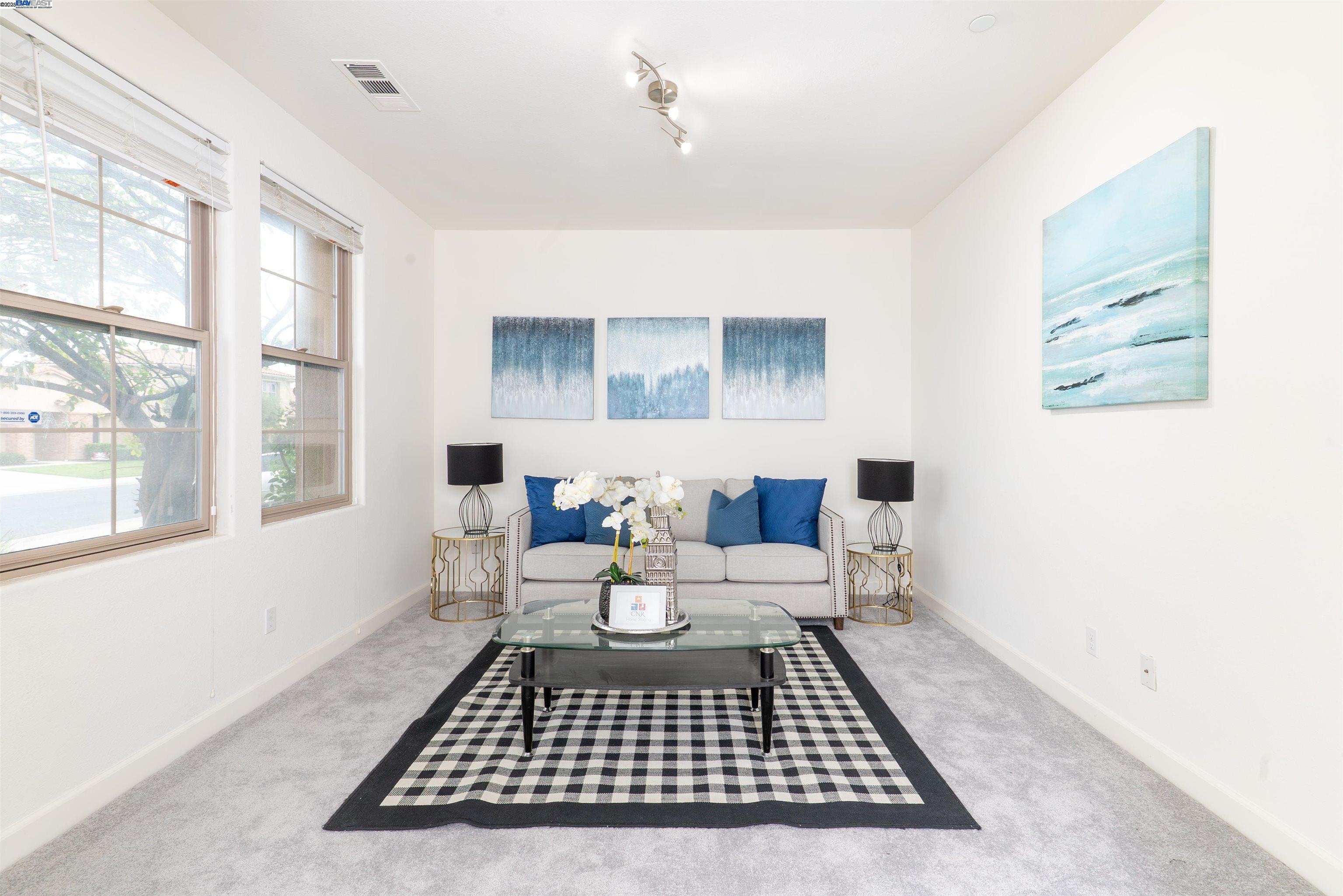 Detail Gallery Image 15 of 43 For 3630 Levanto Way, Manteca,  CA 95337 - 4 Beds | 3/1 Baths