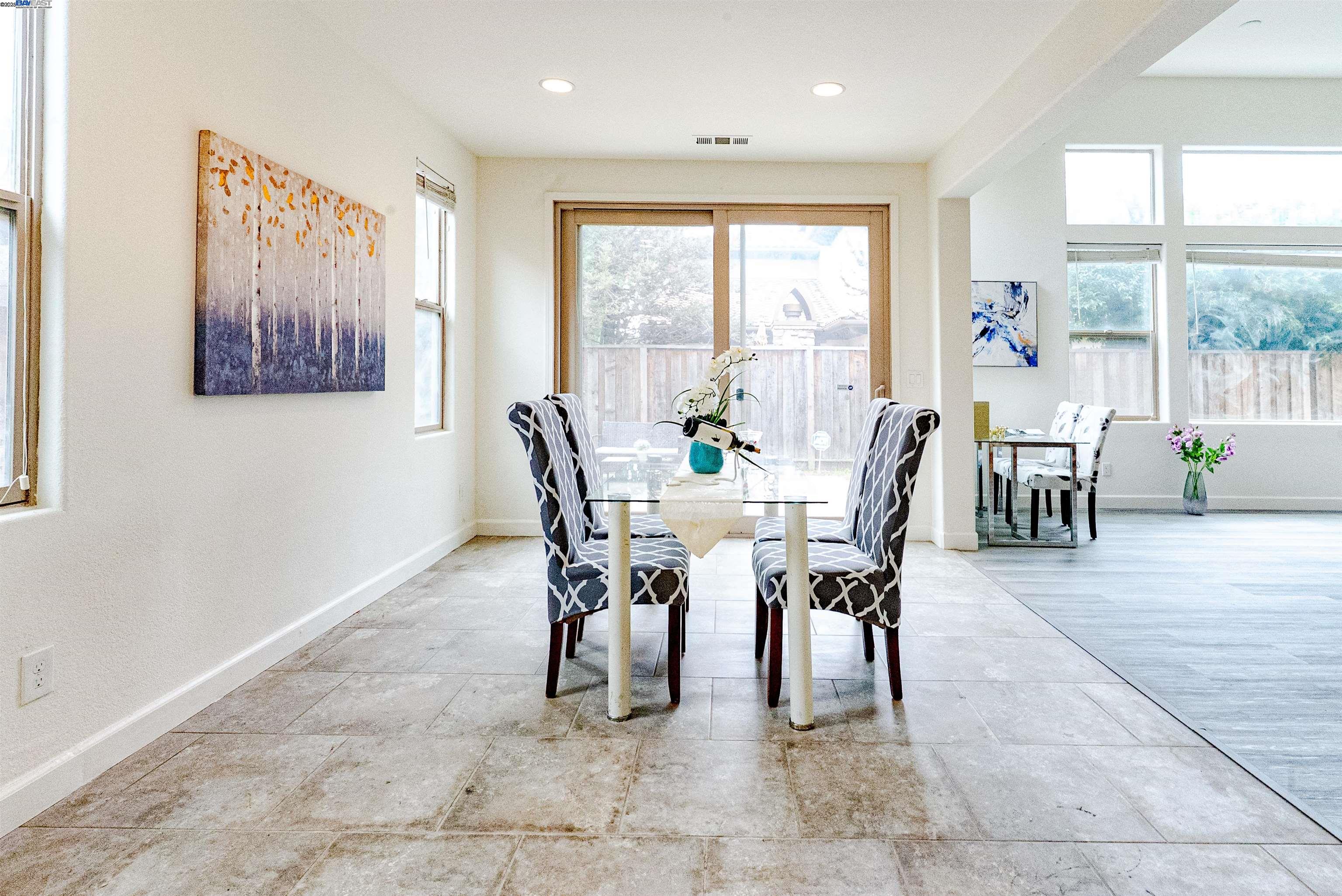 Detail Gallery Image 17 of 43 For 3630 Levanto Way, Manteca,  CA 95337 - 4 Beds | 3/1 Baths