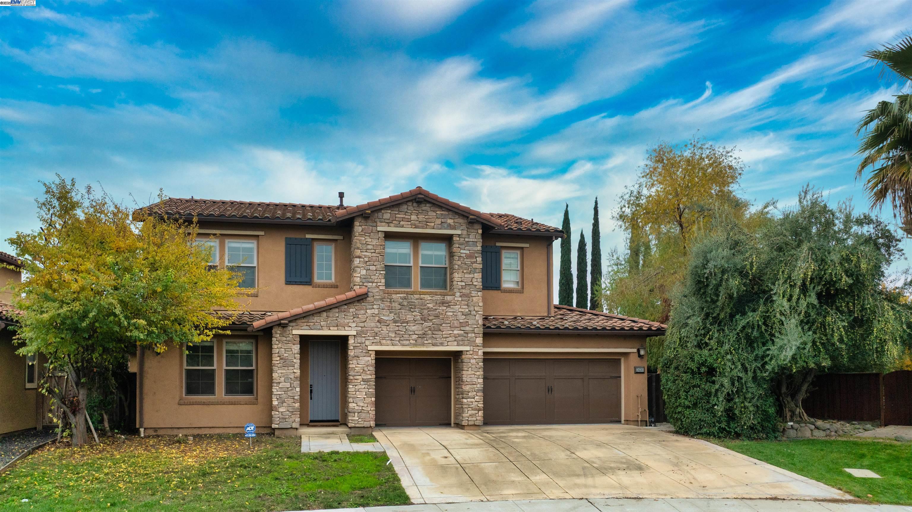 Detail Gallery Image 3 of 43 For 3630 Levanto Way, Manteca,  CA 95337 - 4 Beds | 3/1 Baths