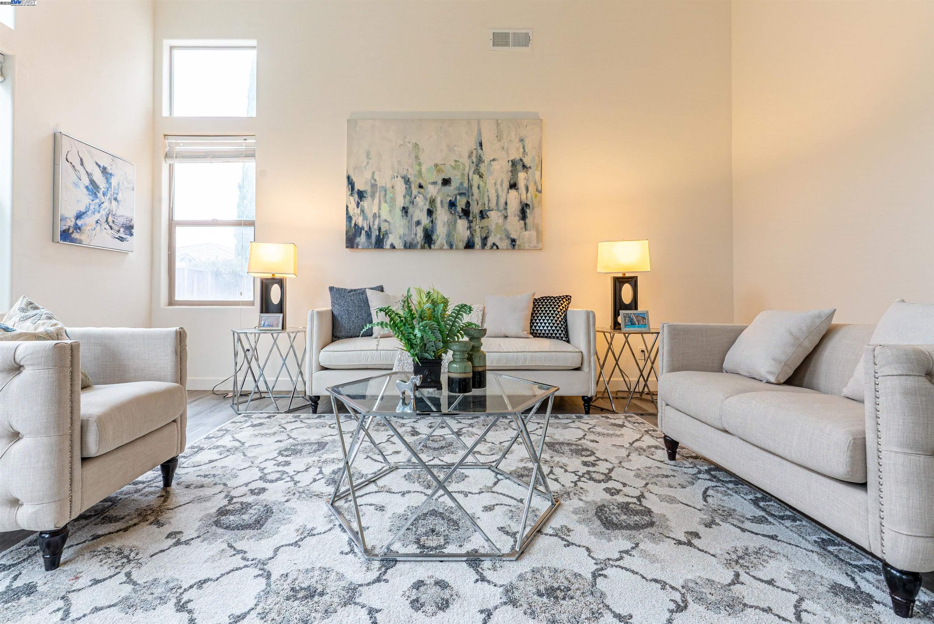 Detail Gallery Image 5 of 43 For 3630 Levanto Way, Manteca,  CA 95337 - 4 Beds | 3/1 Baths