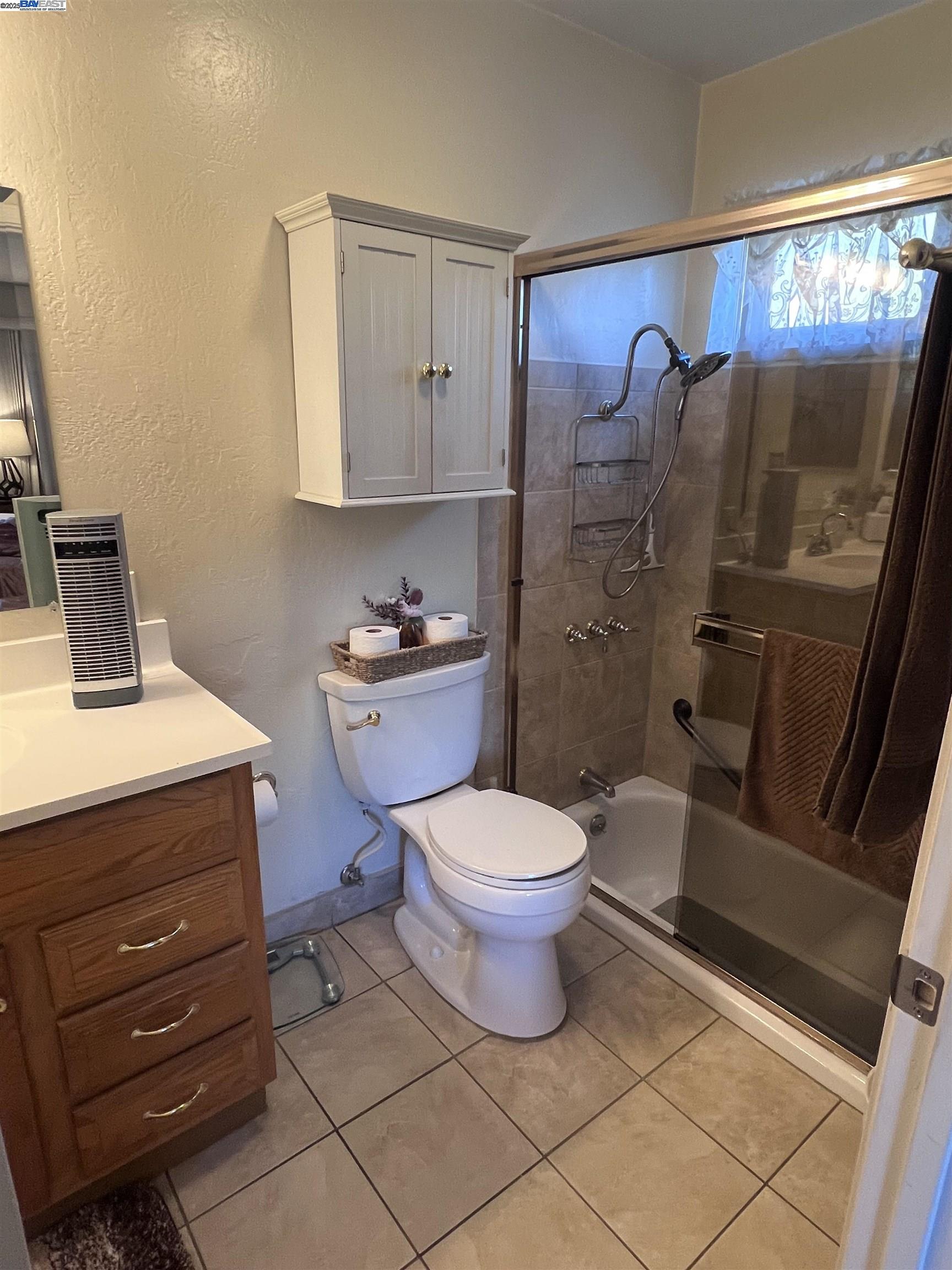 Detail Gallery Image 14 of 27 For 1222 Murdell Ln, Livermore,  CA 94550 - 4 Beds | 2 Baths