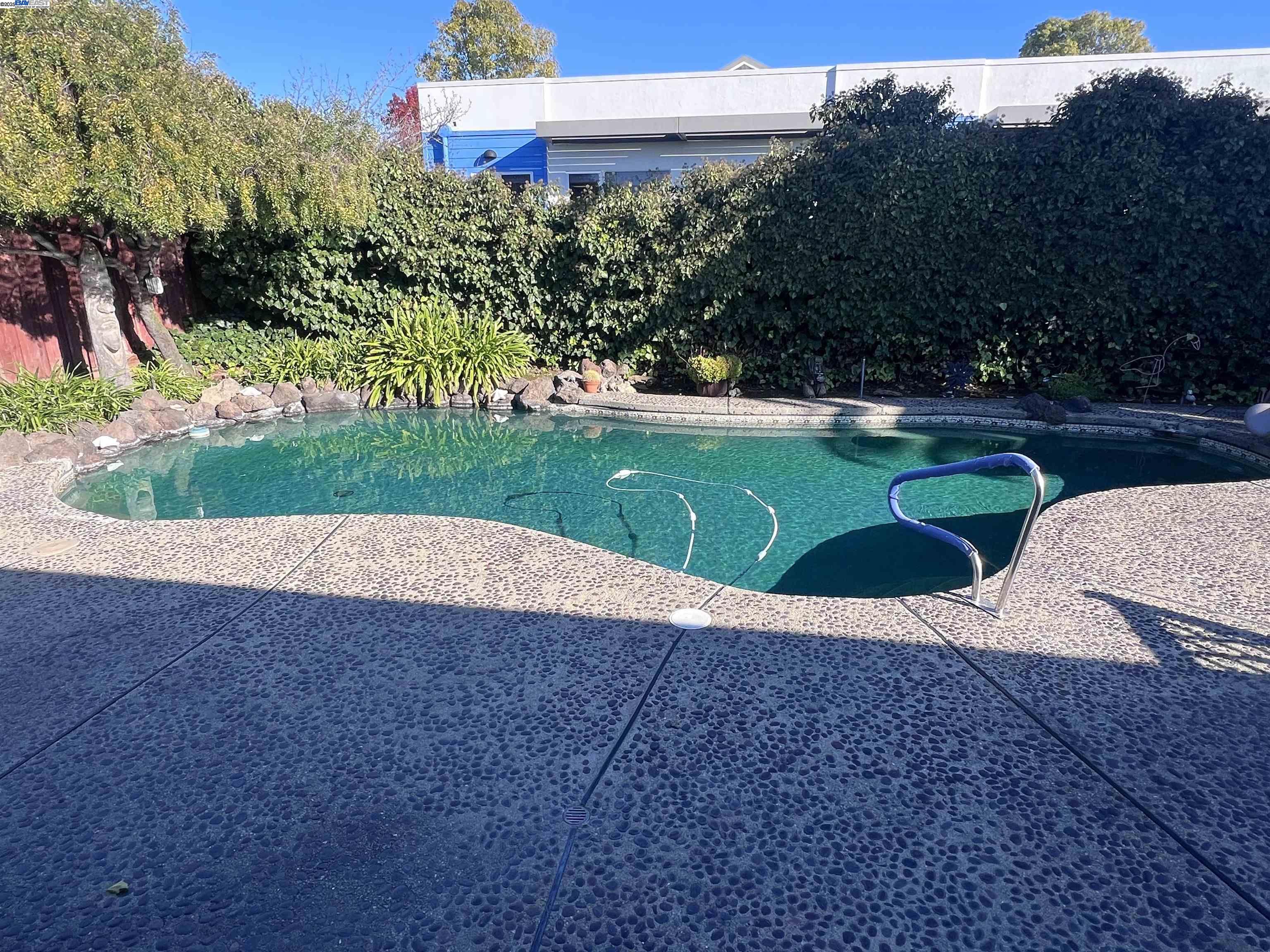 Detail Gallery Image 24 of 27 For 1222 Murdell Ln, Livermore,  CA 94550 - 4 Beds | 2 Baths