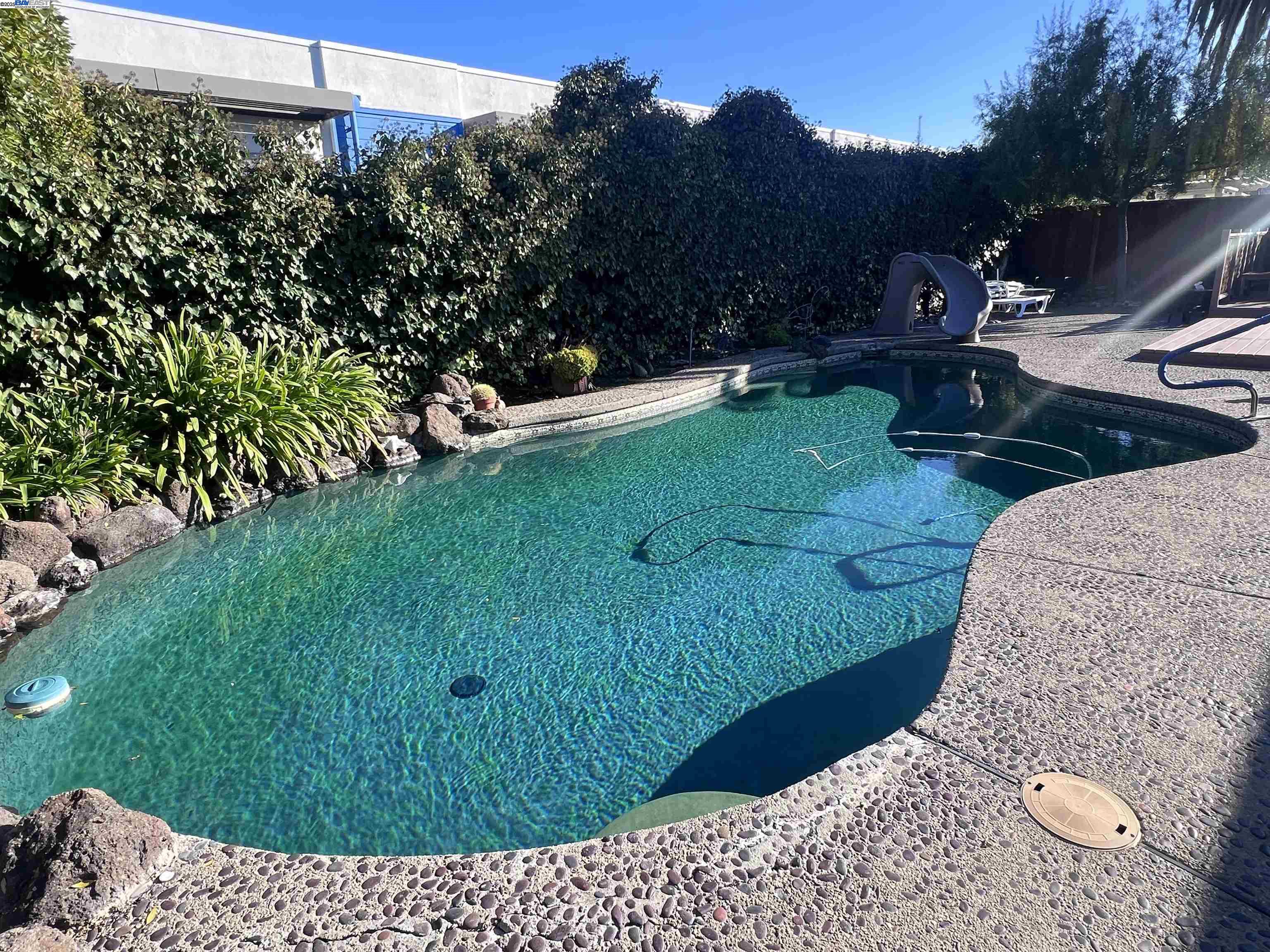 Detail Gallery Image 25 of 27 For 1222 Murdell Ln, Livermore,  CA 94550 - 4 Beds | 2 Baths