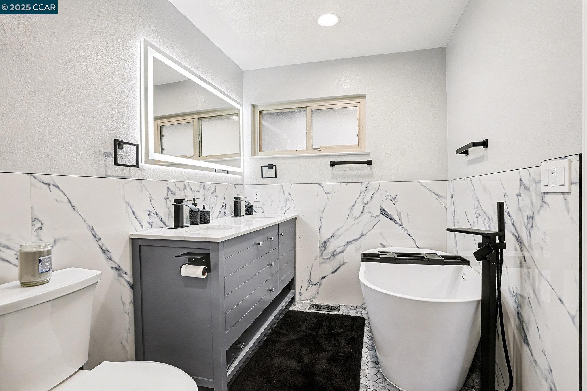 Detail Gallery Image 14 of 29 For 2432 Balmoral St, Union City,  CA 94587 - 4 Beds | 2 Baths