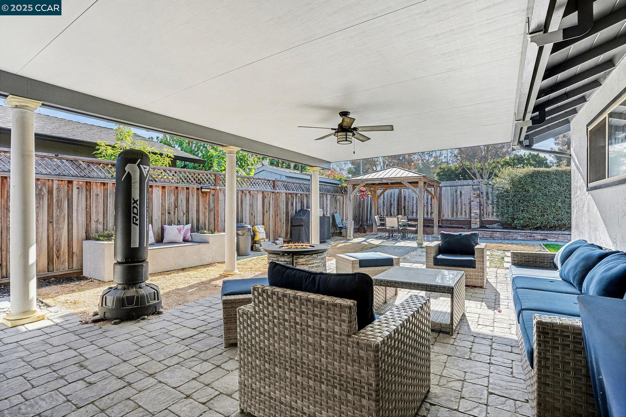 Detail Gallery Image 20 of 29 For 2432 Balmoral St, Union City,  CA 94587 - 4 Beds | 2 Baths