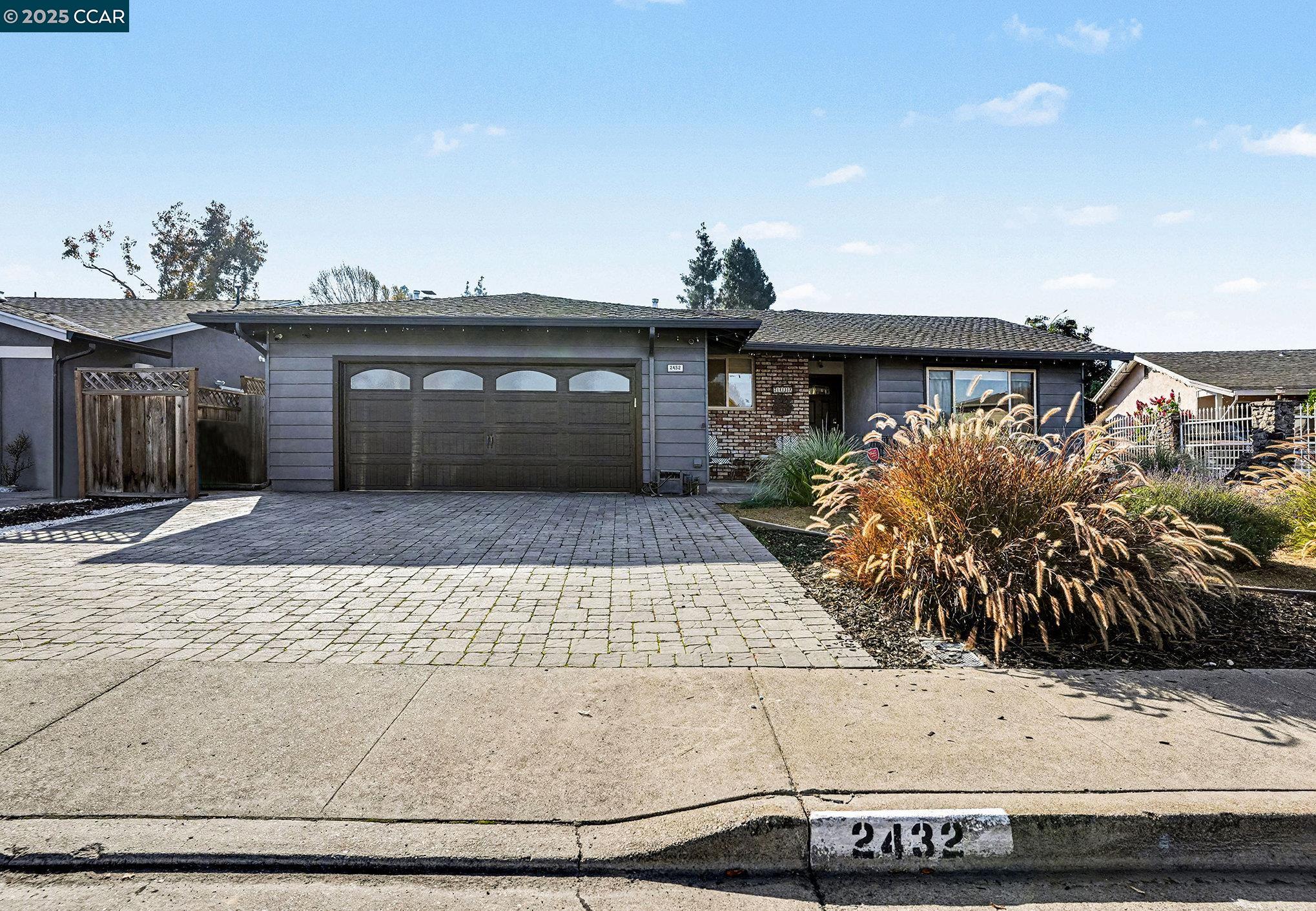 Detail Gallery Image 5 of 29 For 2432 Balmoral St, Union City,  CA 94587 - 4 Beds | 2 Baths