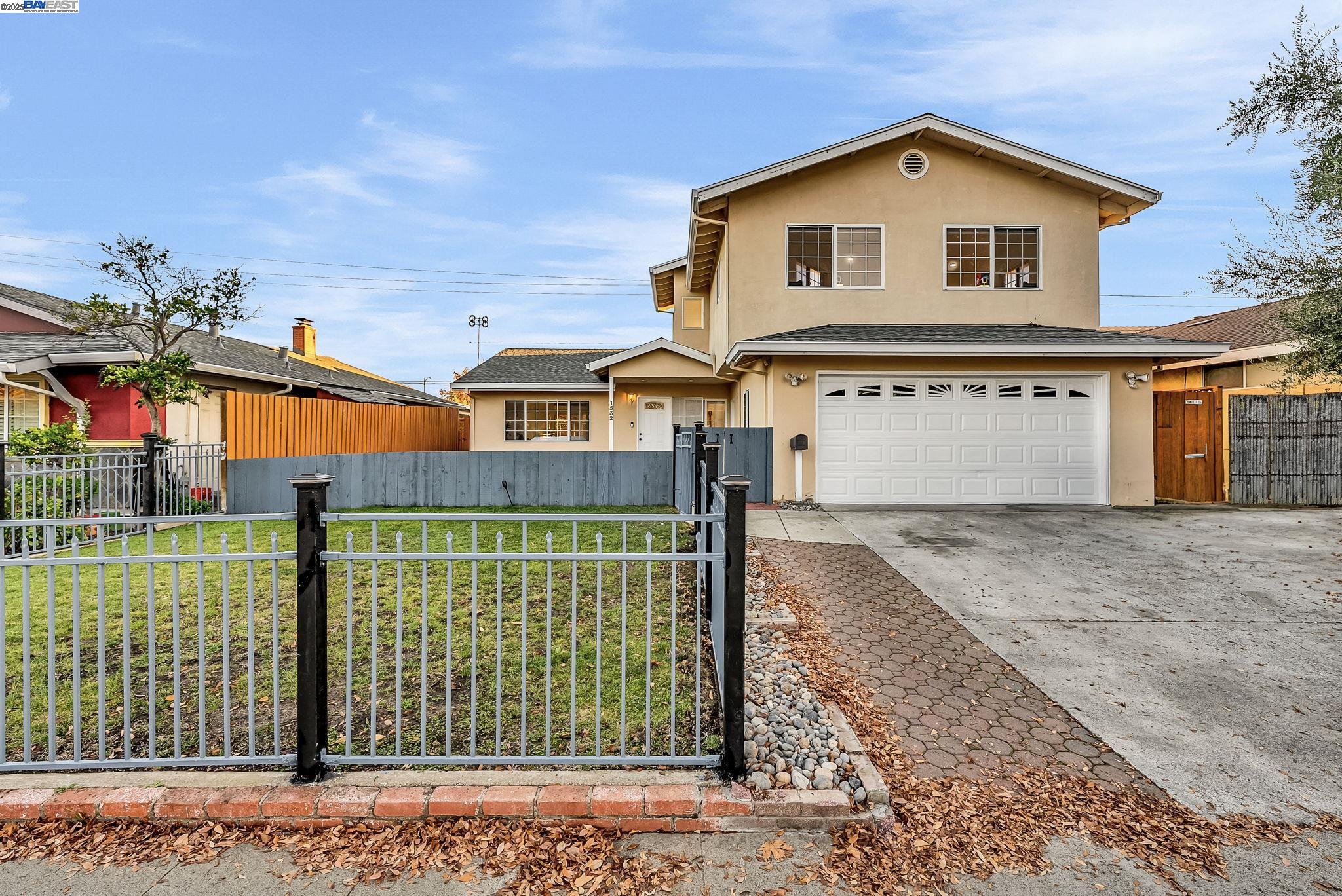 Detail Gallery Image 3 of 37 For 1532 Kooser Rd, San Jose,  CA 95118 - 4 Beds | 3 Baths