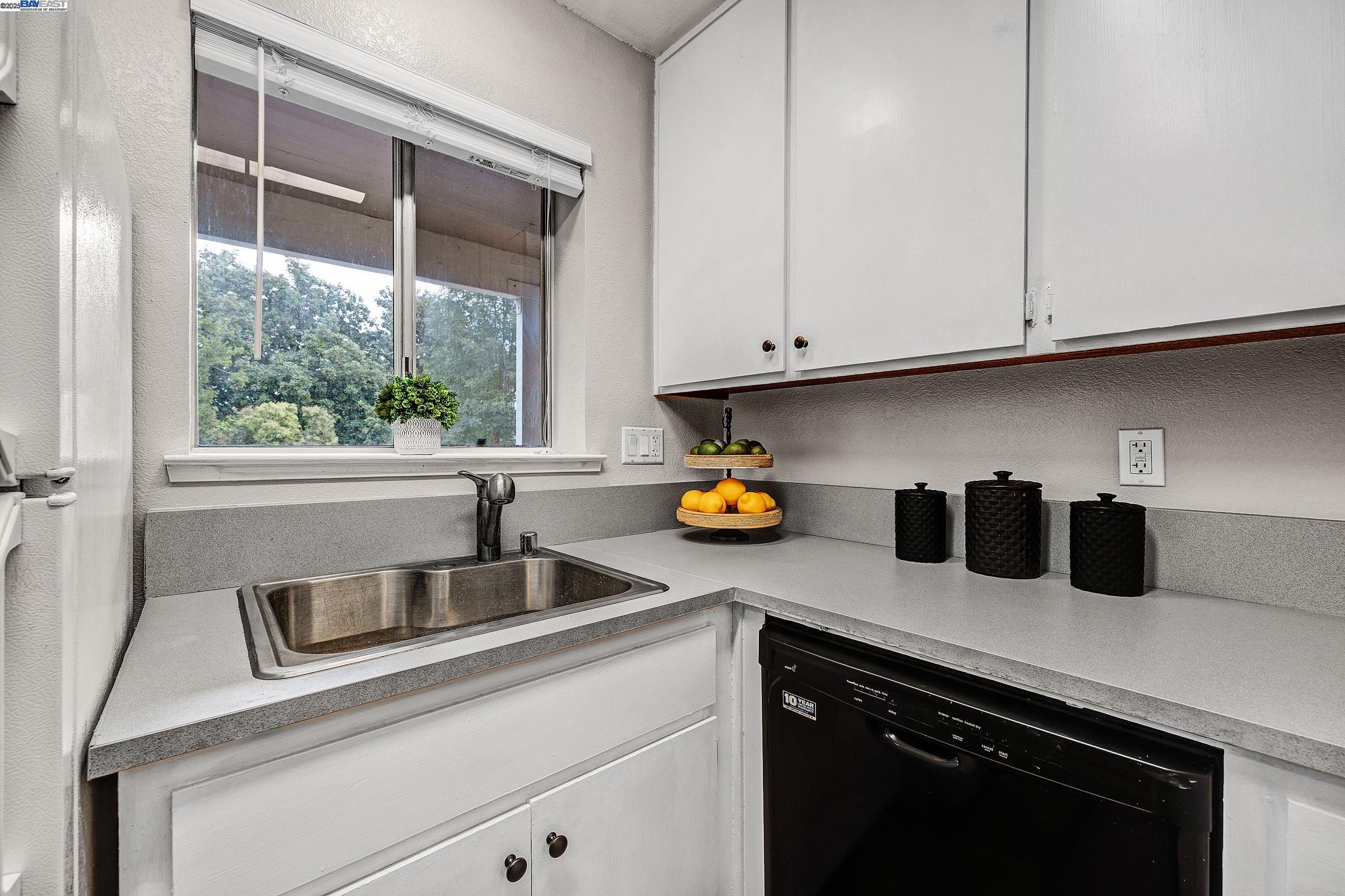 Photo #7: 41119058 Listing: Photo #7