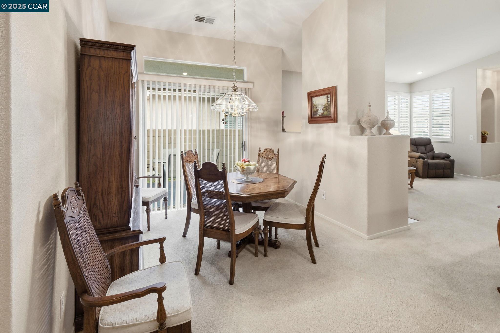 Detail Gallery Image 16 of 39 For 443 Mandarin Cir, Vacaville,  CA 95687 - 2 Beds | 2 Baths
