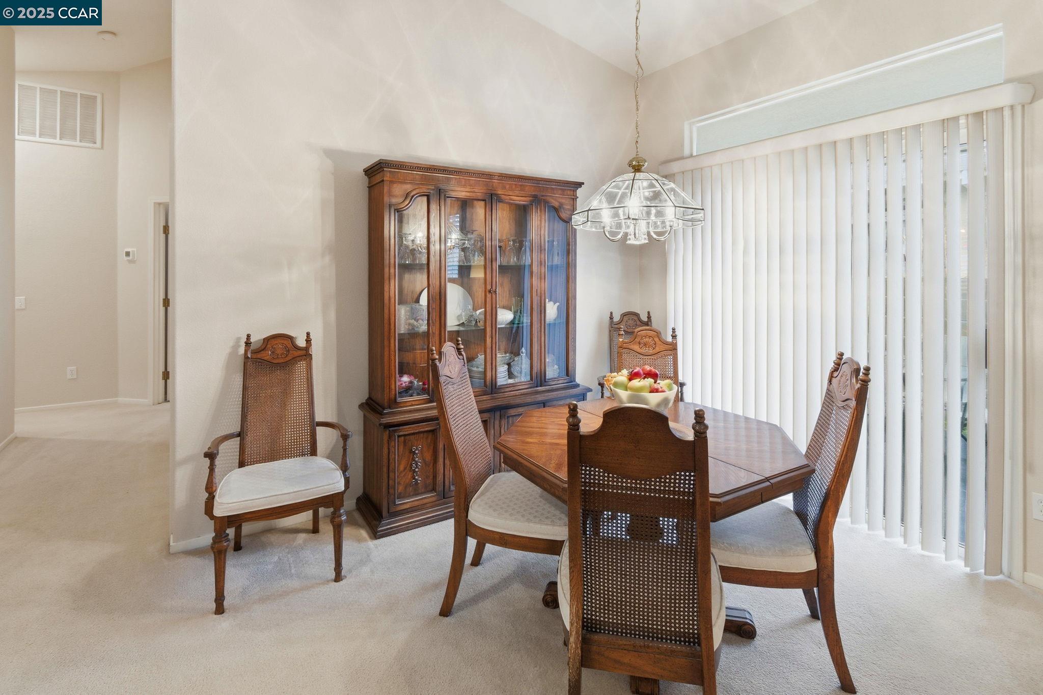 Detail Gallery Image 17 of 39 For 443 Mandarin Cir, Vacaville,  CA 95687 - 2 Beds | 2 Baths
