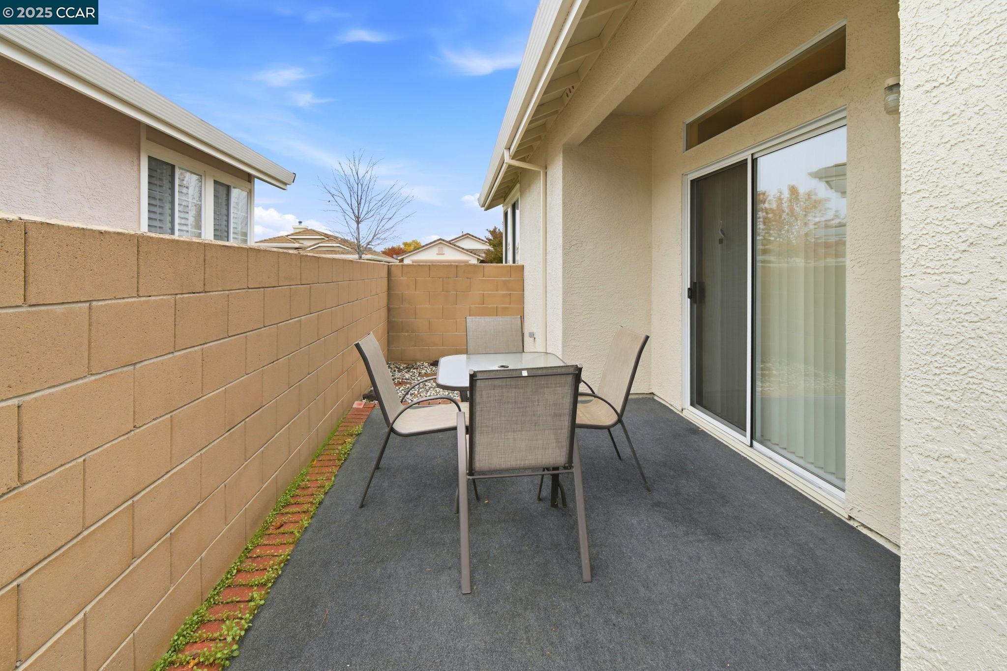 Detail Gallery Image 34 of 39 For 443 Mandarin Cir, Vacaville,  CA 95687 - 2 Beds | 2 Baths