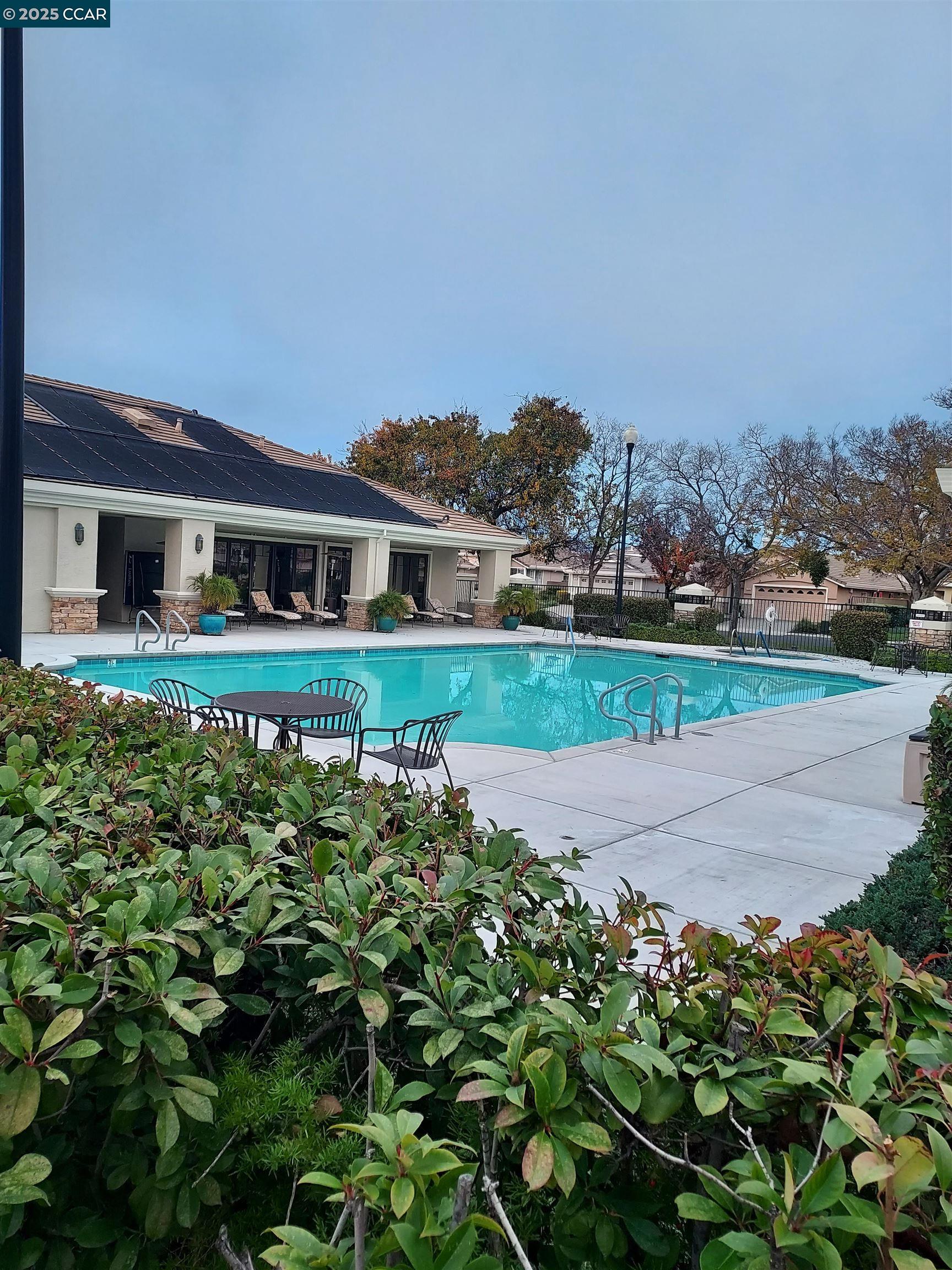 Detail Gallery Image 40 of 42 For 443 Mandarin Cir, Vacaville,  CA 95687 - 2 Beds | 2 Baths