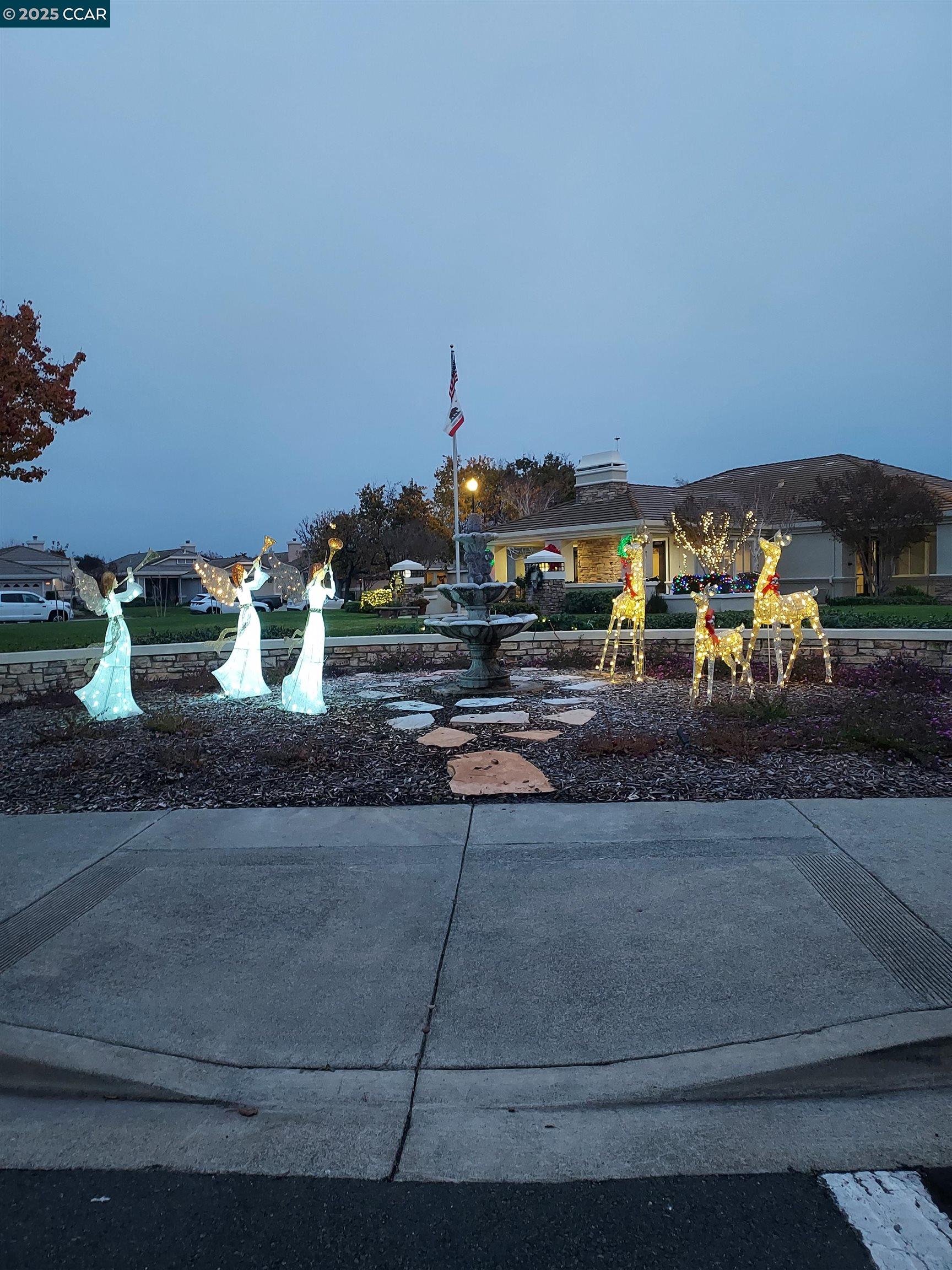 Detail Gallery Image 41 of 42 For 443 Mandarin Cir, Vacaville,  CA 95687 - 2 Beds | 2 Baths